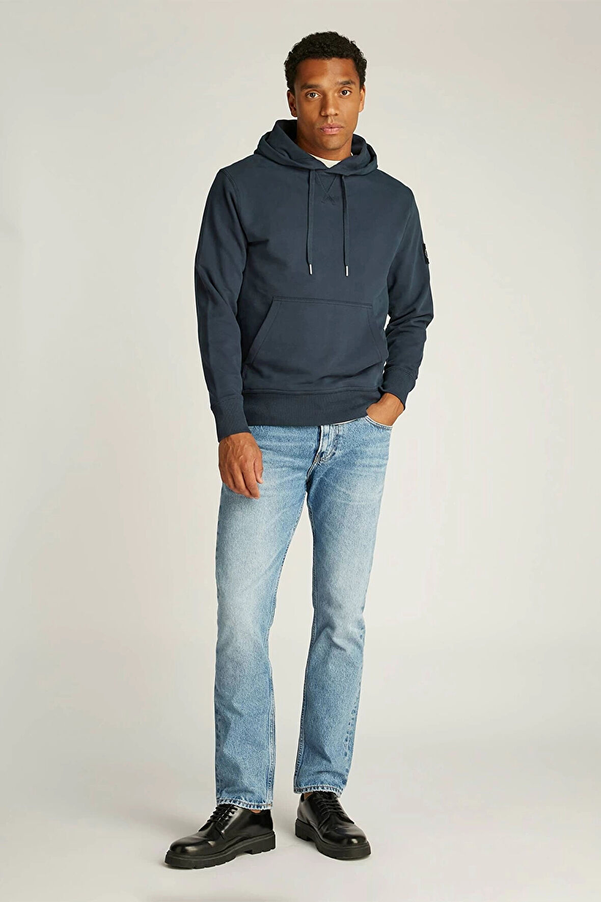 Calvin Klein BADGE HOODIE Erkek MAVİ Sweatshirt J30J323430-PPK