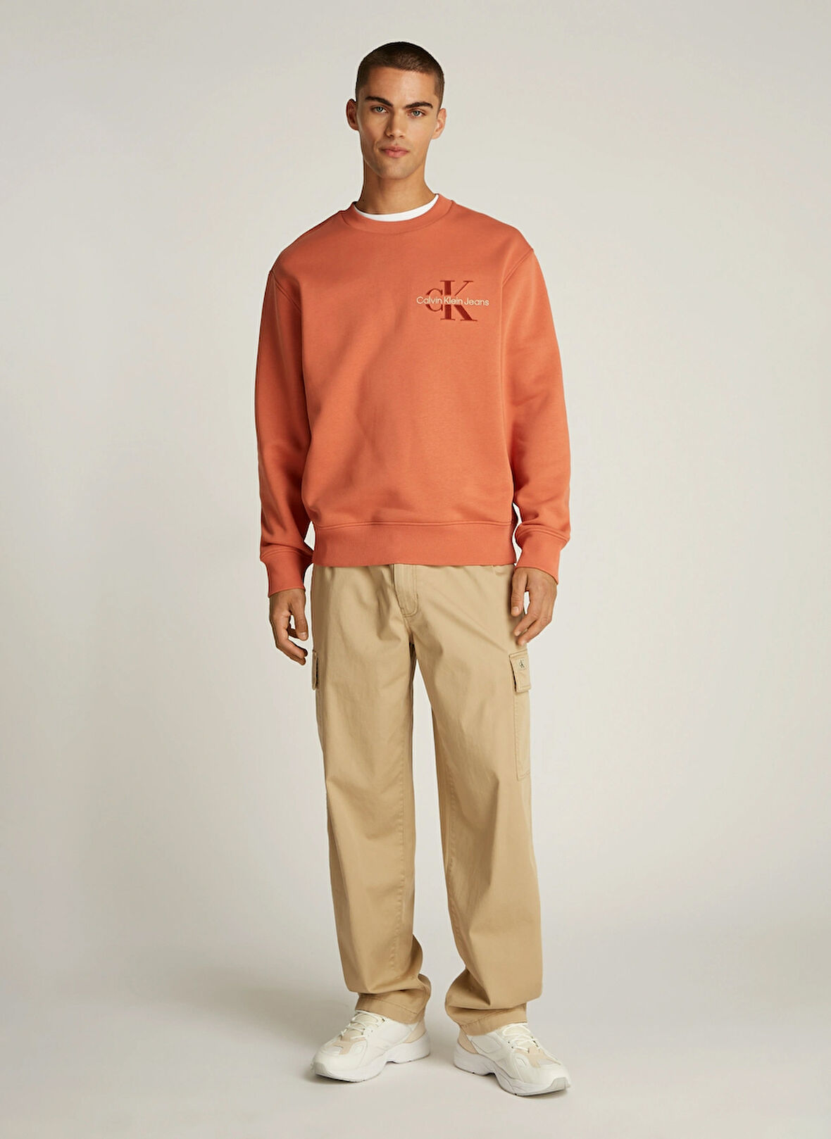 Calvin Klein Jeans Kahve Erkek Sweatshırt J30J327105GAM BRISTLE MONOLOGO CRW