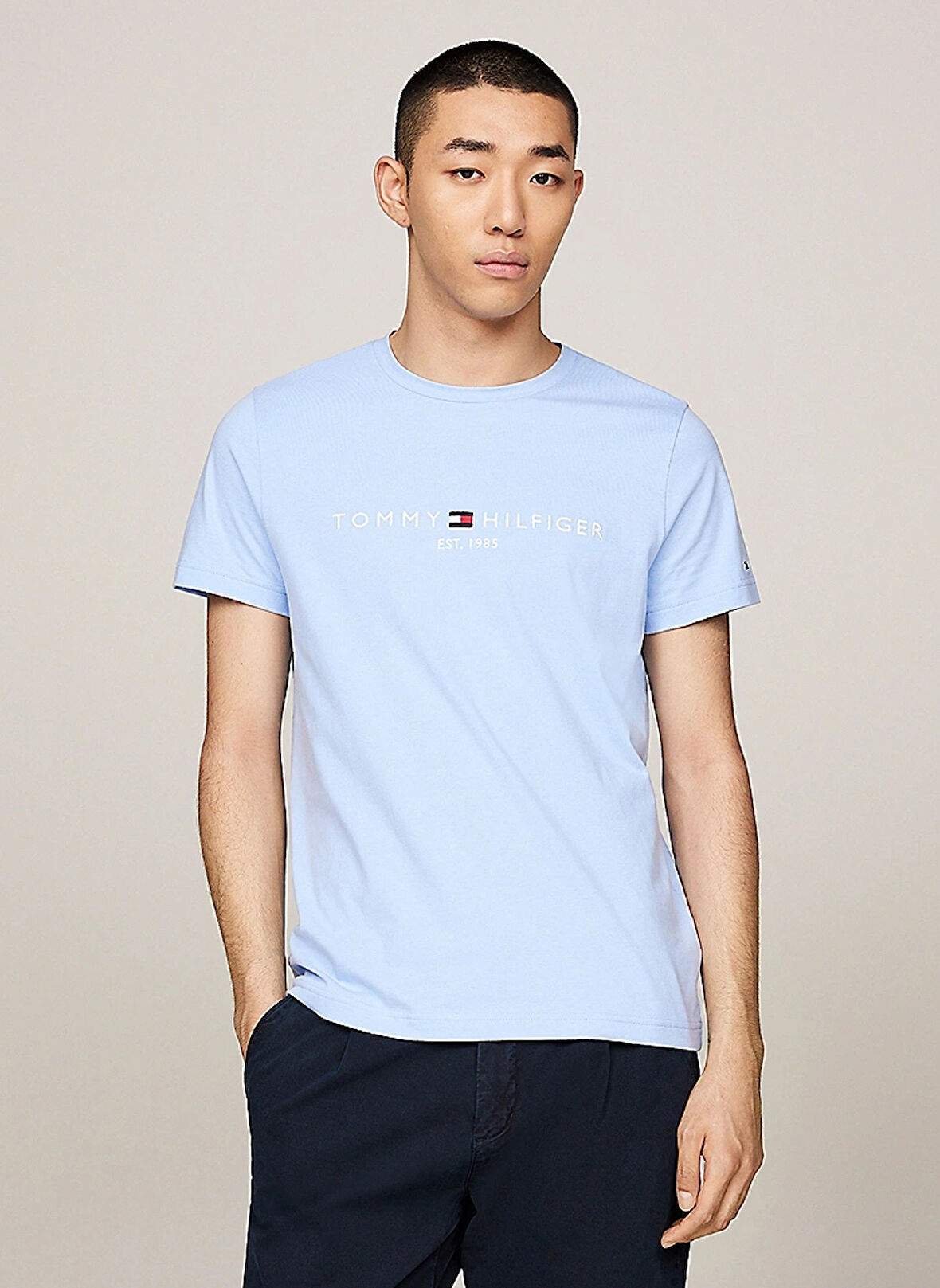 Tommy Hilfiger Bisiklet Yaka Mavi Erkek T-Shirt MW0MW11797C1Z