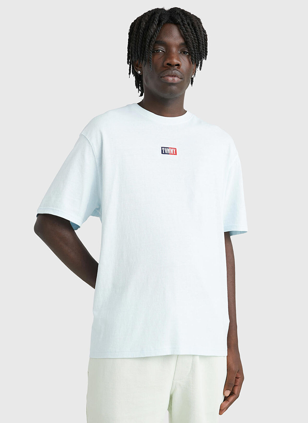 Tommy Jeans Bisiklet Yaka Düz Mavi Erkek T-Shirt DM0DM16314CYO_TJM SKATE TEE