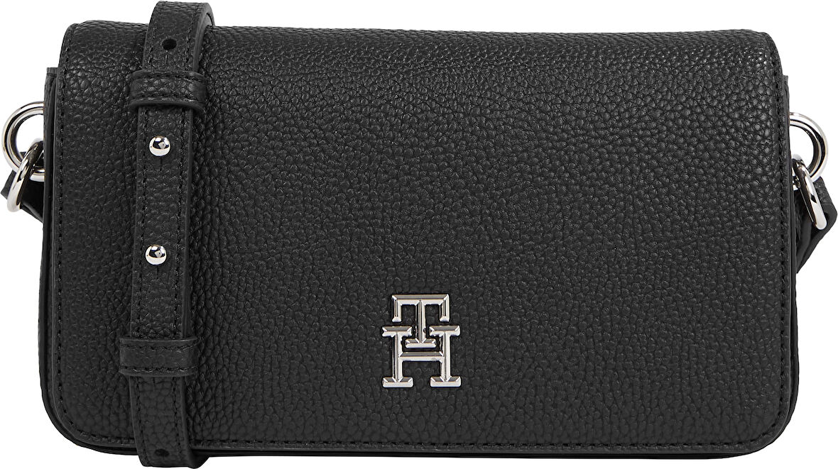 Kadın Marka Logolu Ayarlanabilir Omuz Askılı  Şık Görünüşlü Gündelik Kullanıma Uygun Siyah Omuz Çantası AW0AW15180-BDS