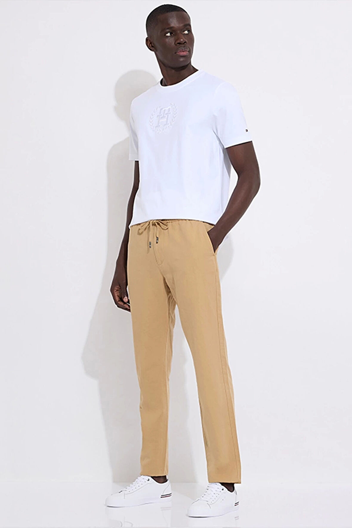 Tommy Hilfiger CHINO HARLEM PO DRWS CO LINEN Erkek Bej Pantolon MW0MW34533RBL