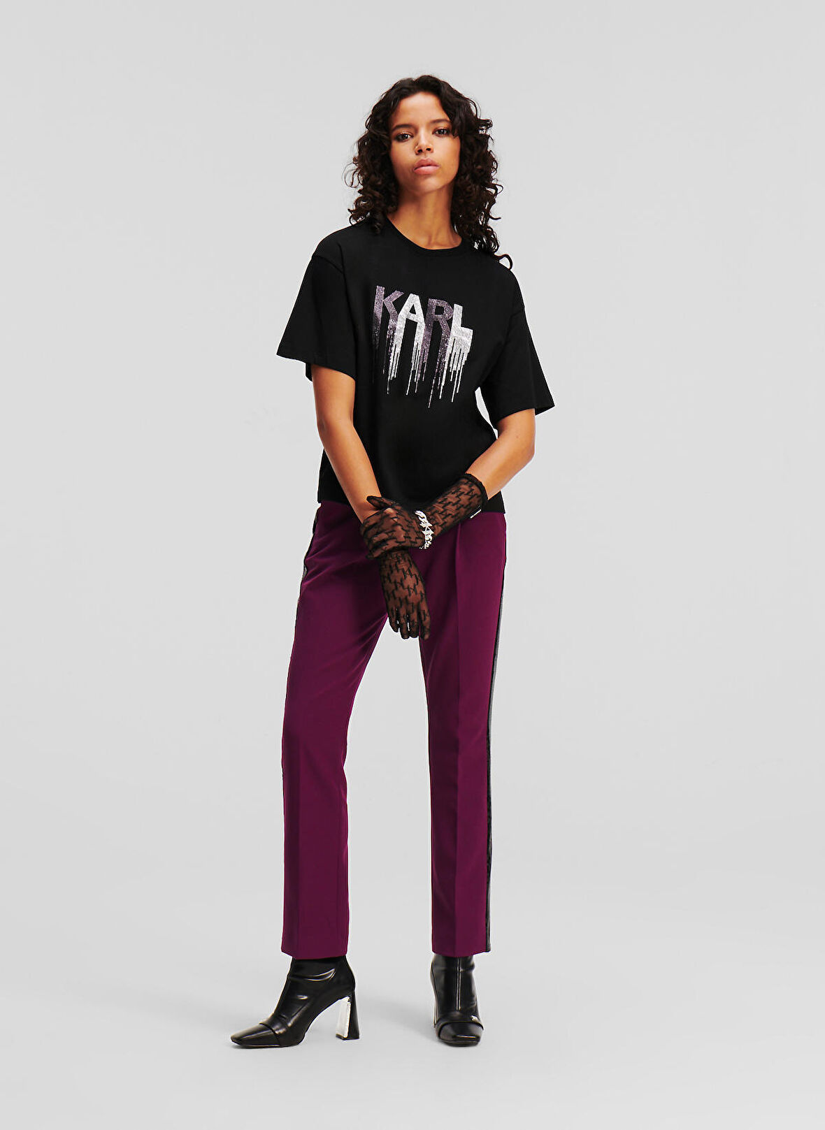 KARL LAGERFELD Bisiklet Yaka Baskılı Siyah Kadın T-Shirt 236W1714
