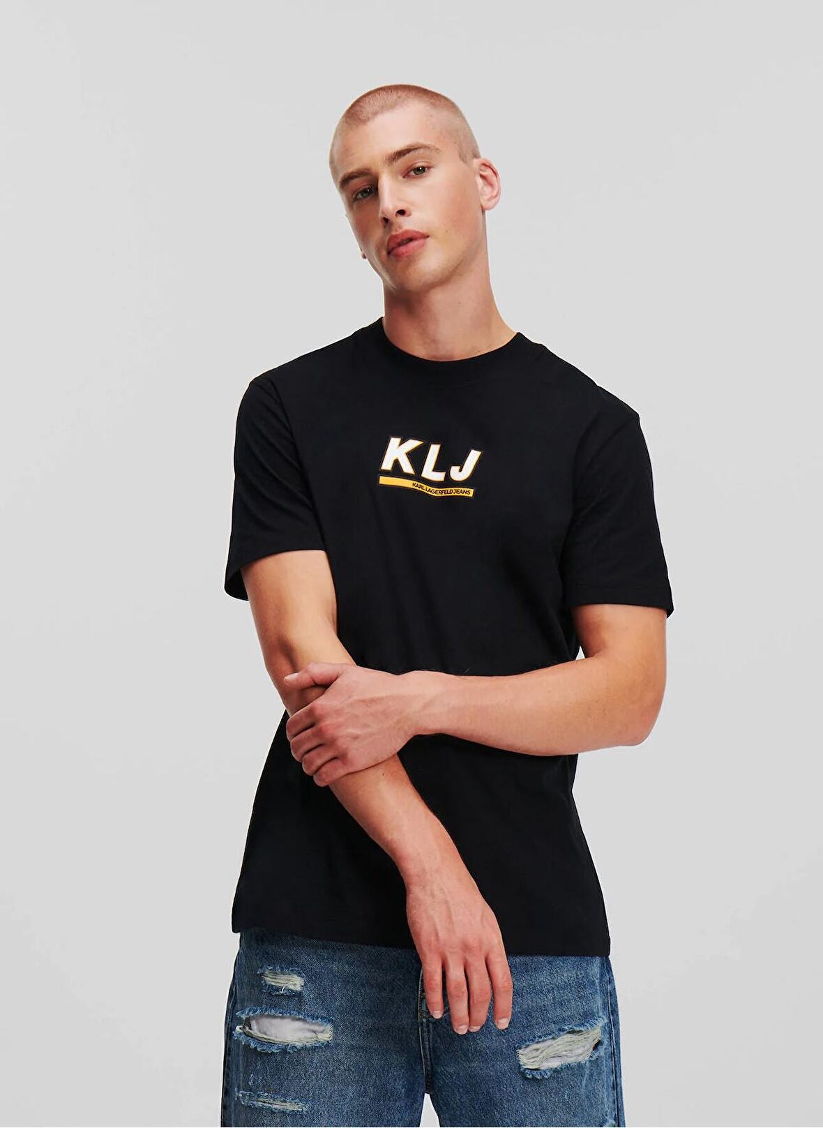 Yuvarlak Yaka Baskılı Siyah Kadın T-Shirt 240J1701