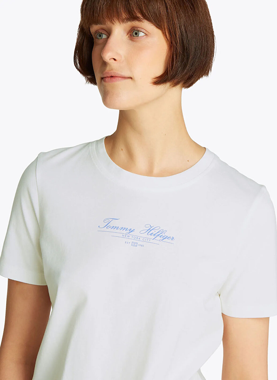 Tommy Hilfiger Bisiklet Yaka Beyaz Kadın T-Shirt WW0WW45428YBL