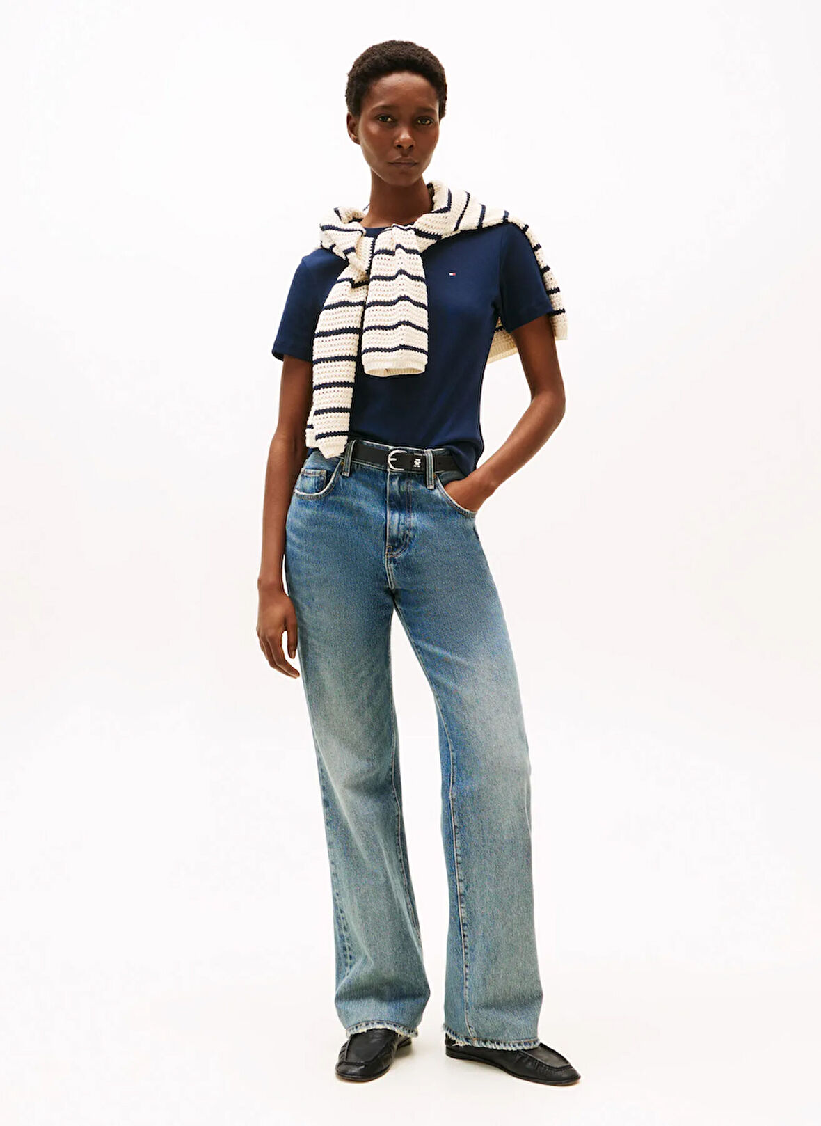 Tommy Hilfiger Yuvarlak Yaka Nakışlı Mavi Kadın T-Shirt WW0WW40587C1G