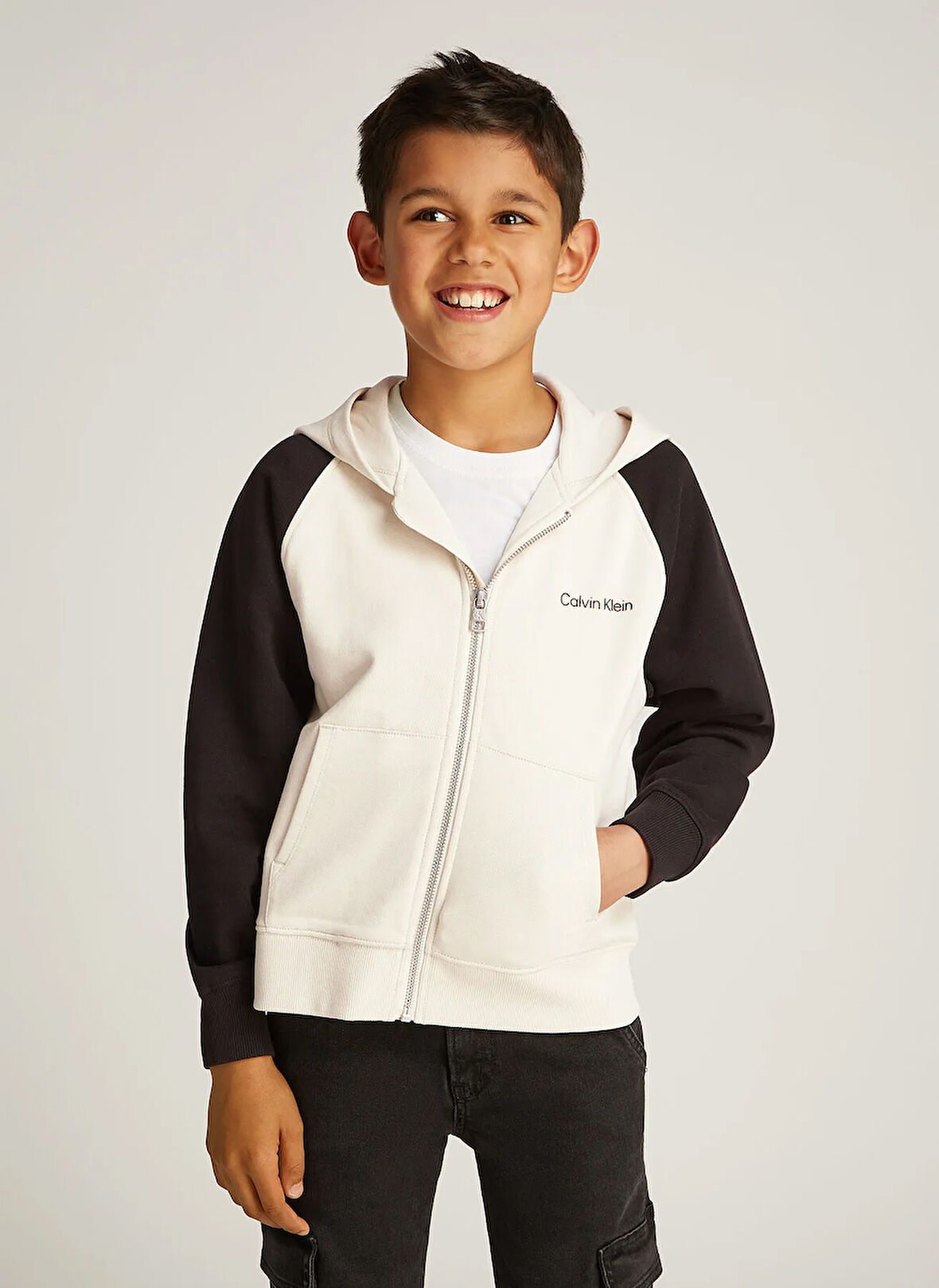 Calvin Klein Baskılı Erkek Çocuk Bej Sweatshırt IB0IB02378CKS