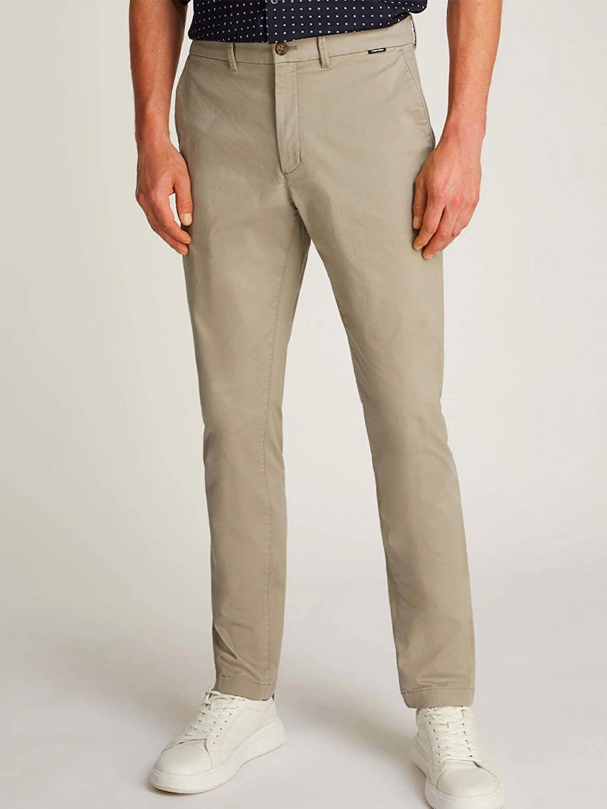 Calvin Klein İnce Streç Twill Haki Chino Pantolon
