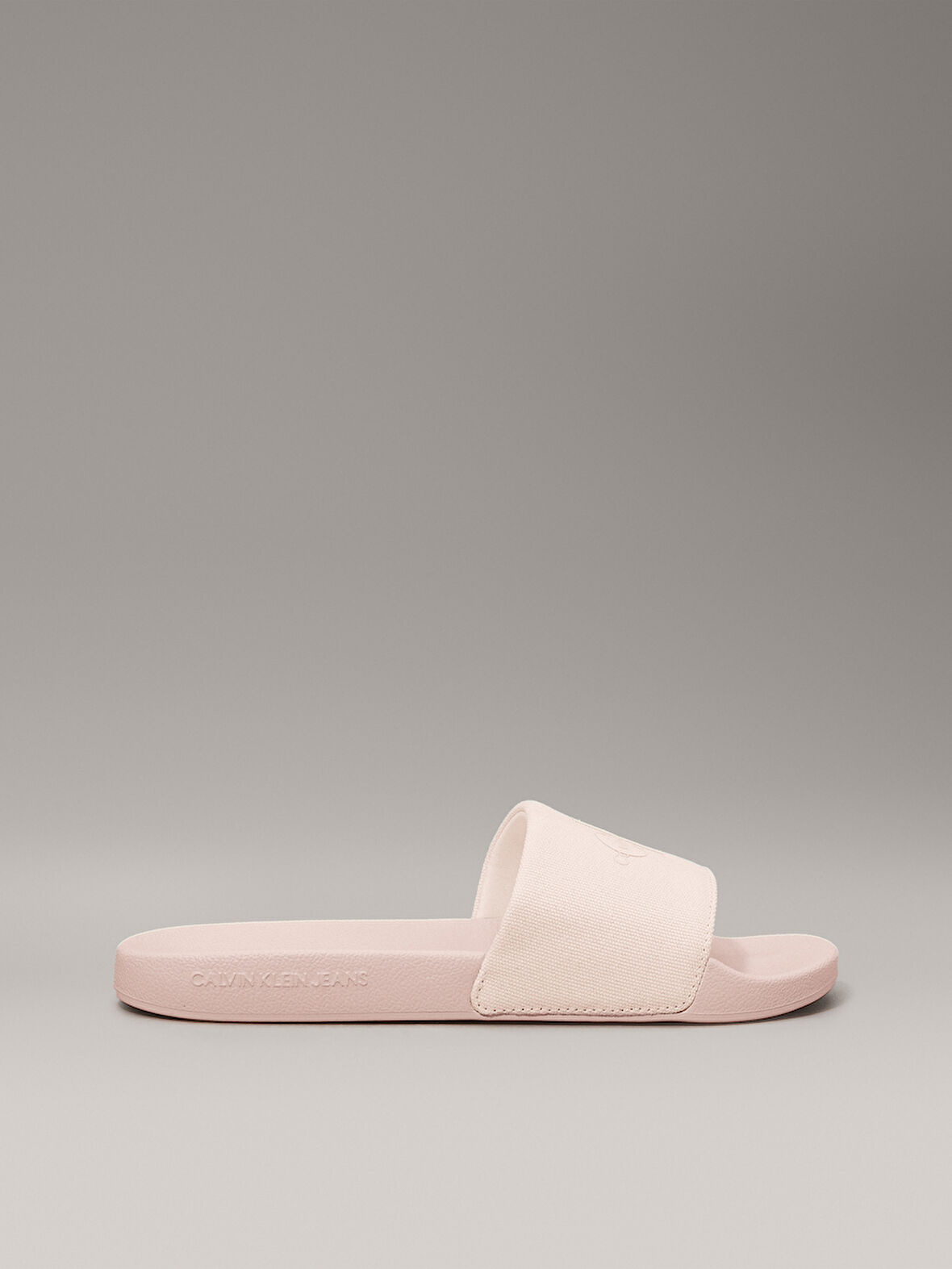 CALVIN KLEIN SLIDE MONOGRAM WN 
