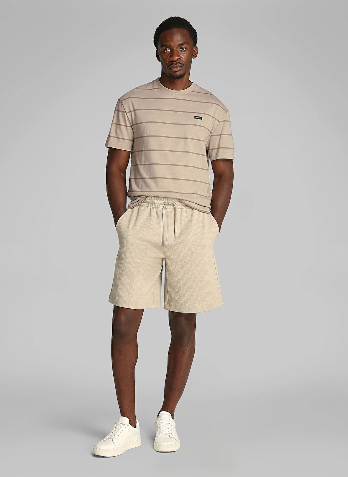 Calvin Klein Kahve Erkek T-Shirt K10K1144570BO