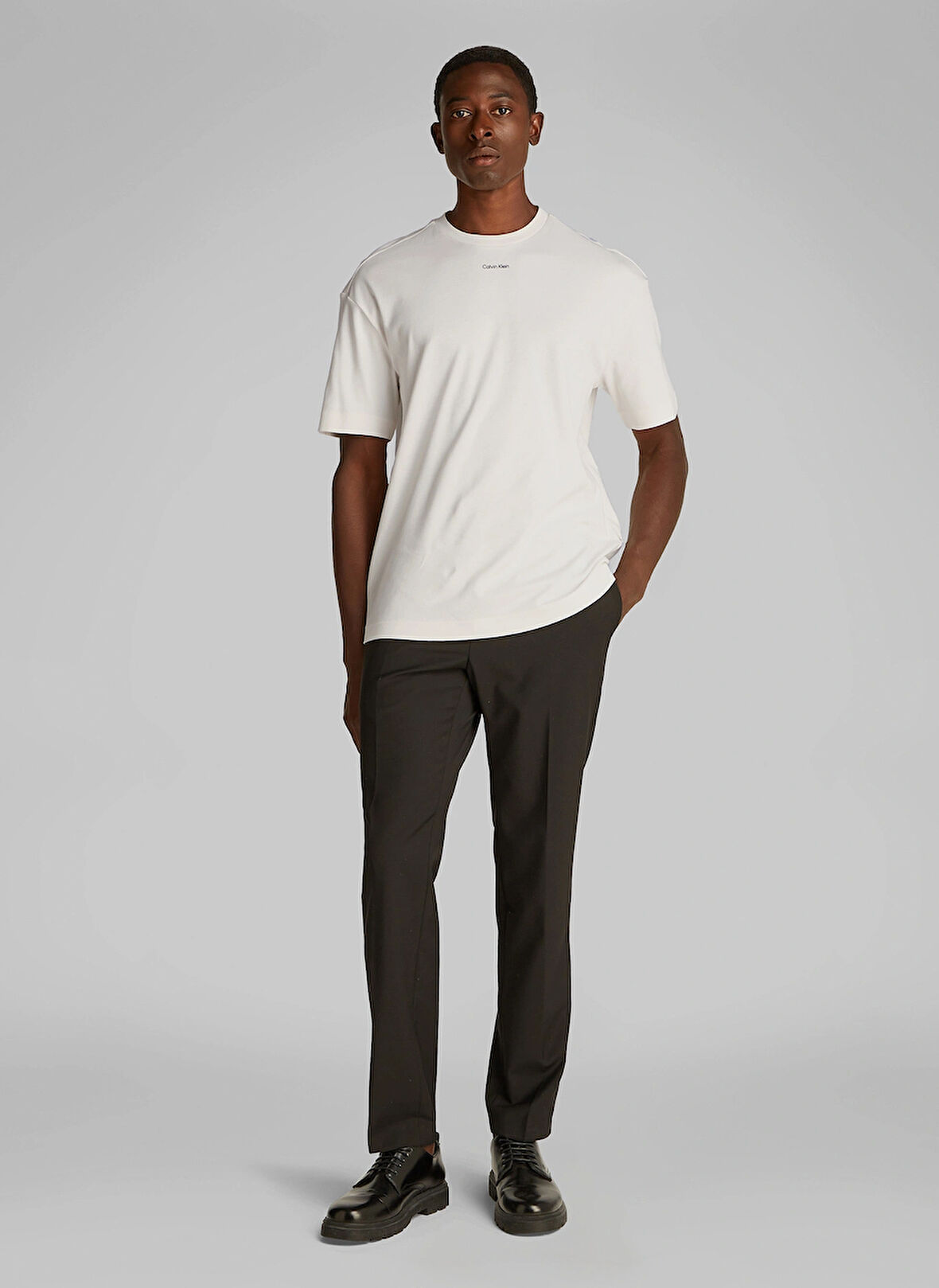 Calvin Klein Beyaz Erkek T-Shirt K10K112487YAS