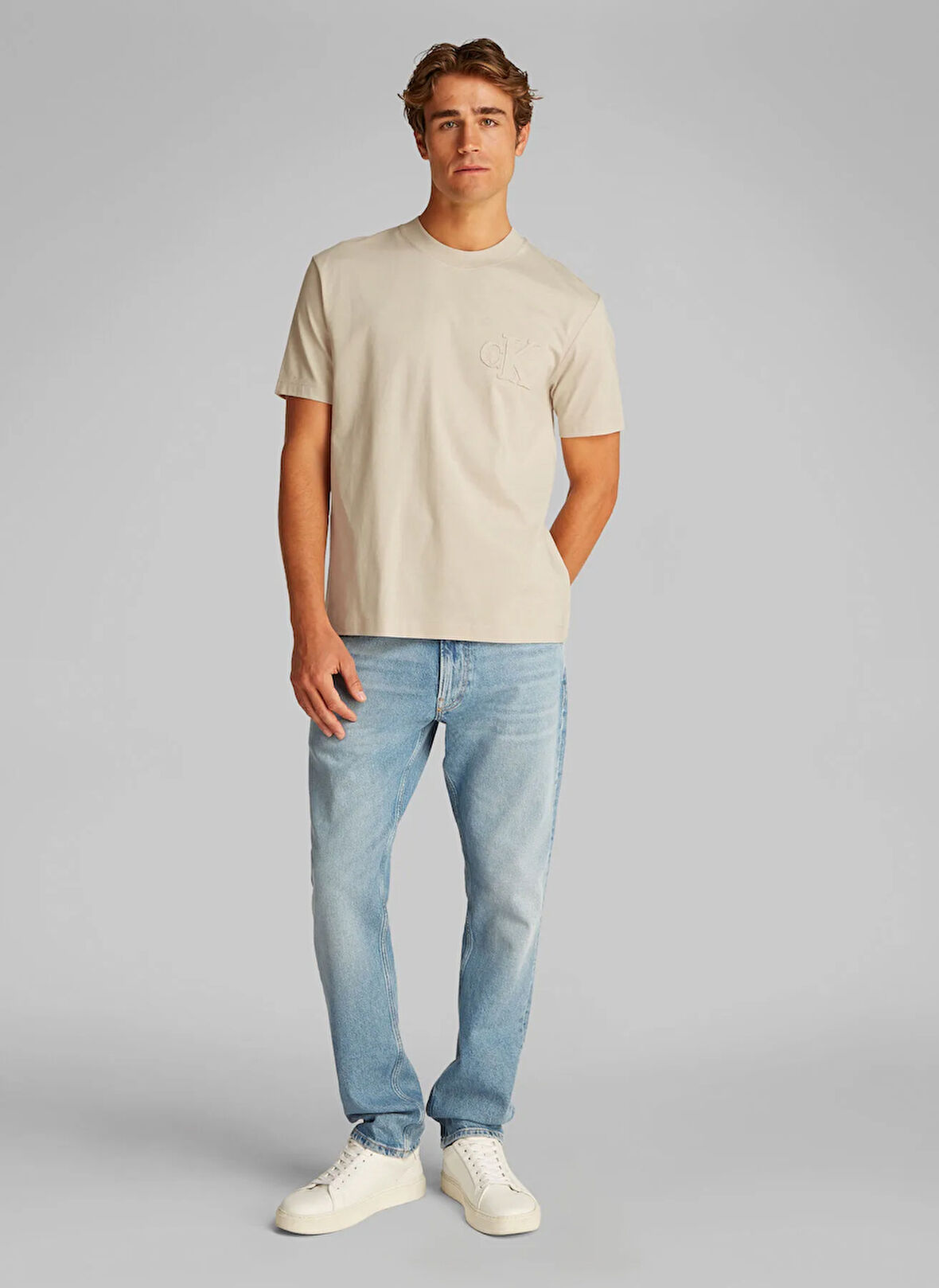 Calvin Klein Jeans Krem Erkek T-Shirt J30J327494PDV CK APPLIQUE TEE