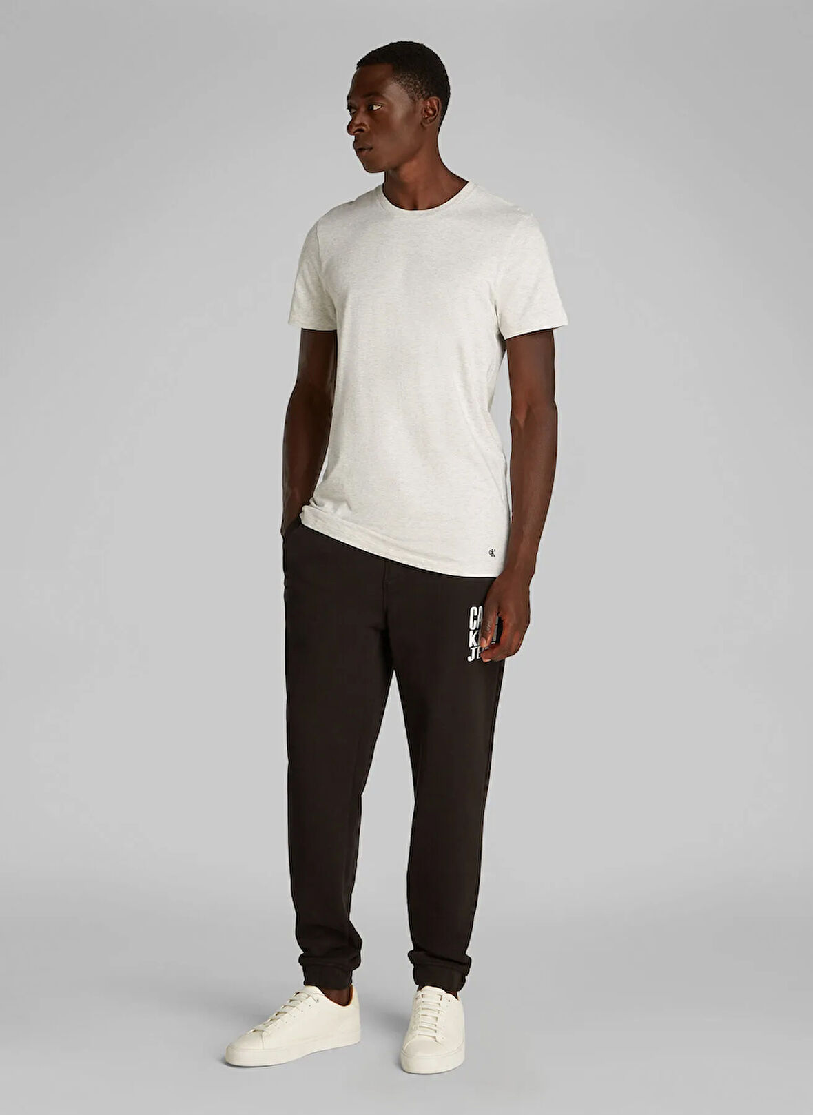 Calvin Klein Jeans Rahat Siyah Erkek Eşofman Altı J30J327535BEH PAINTED CALVIN KLEIN