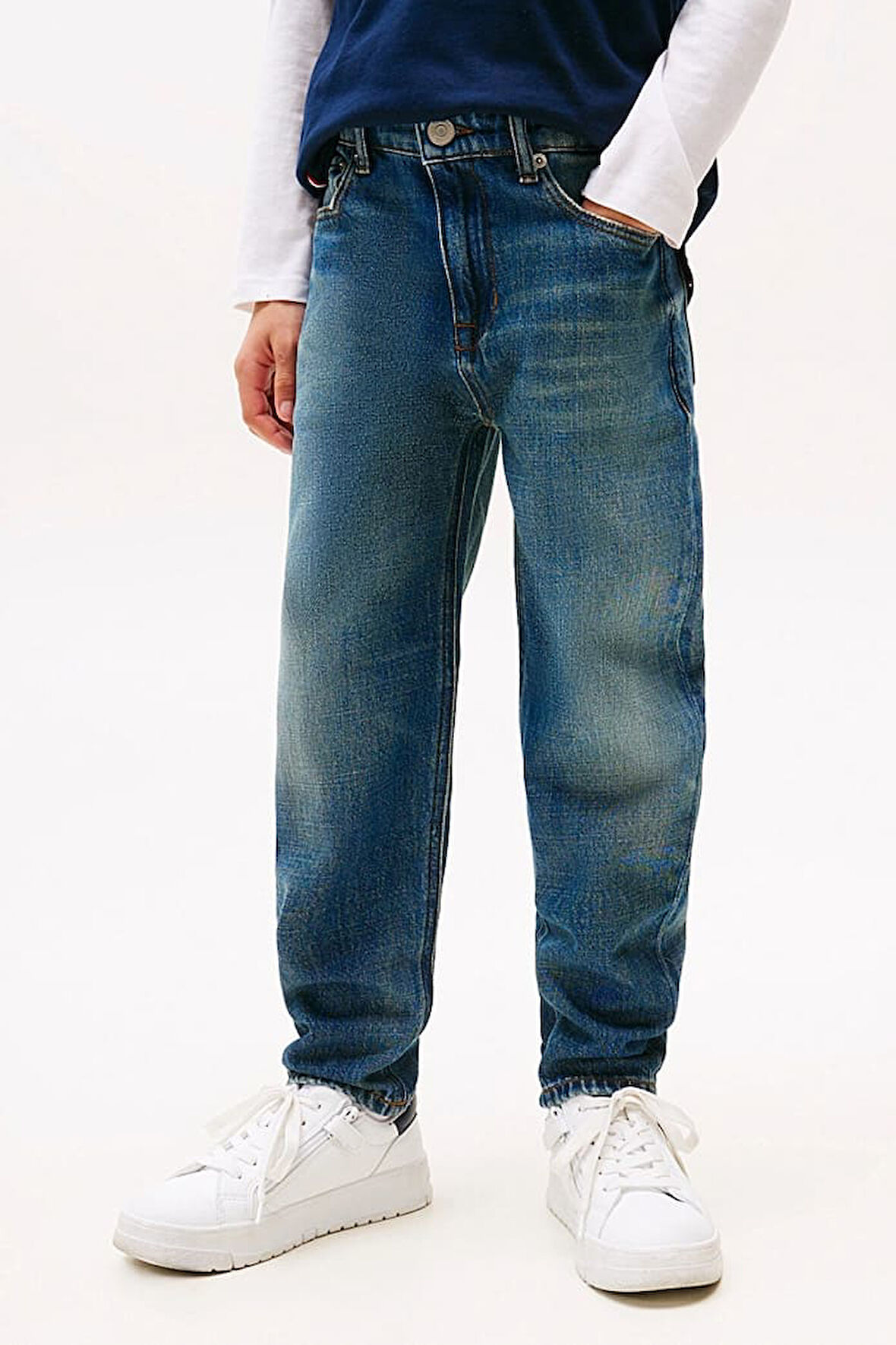 Erkek Çocuk Rahat Kesim Eskitme Görünümlü Jean Pantolon - Mavi | 7 Yaş