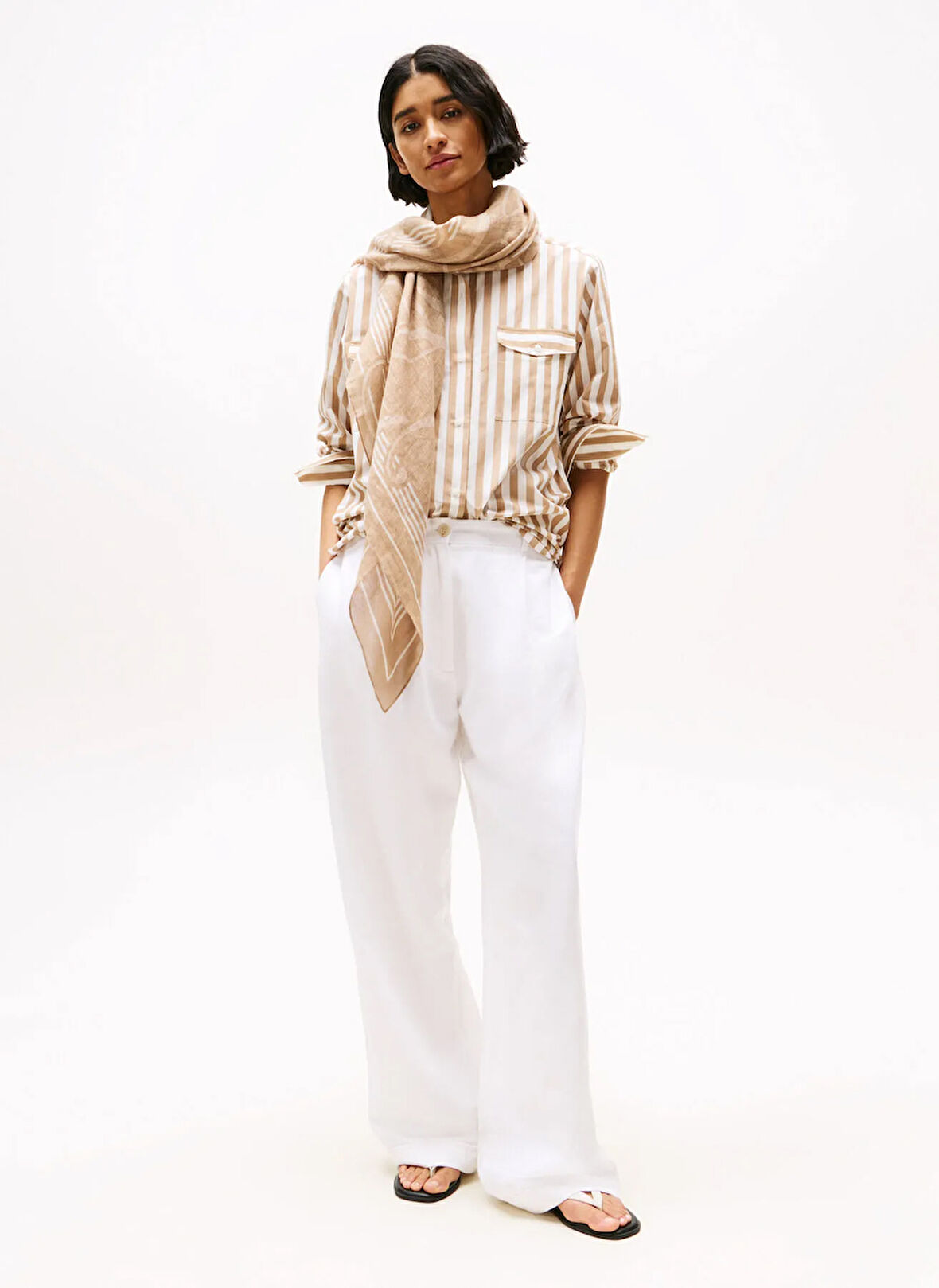 Tommy Hilfiger Kahve Kadın Atkı AW0AW17491GNS