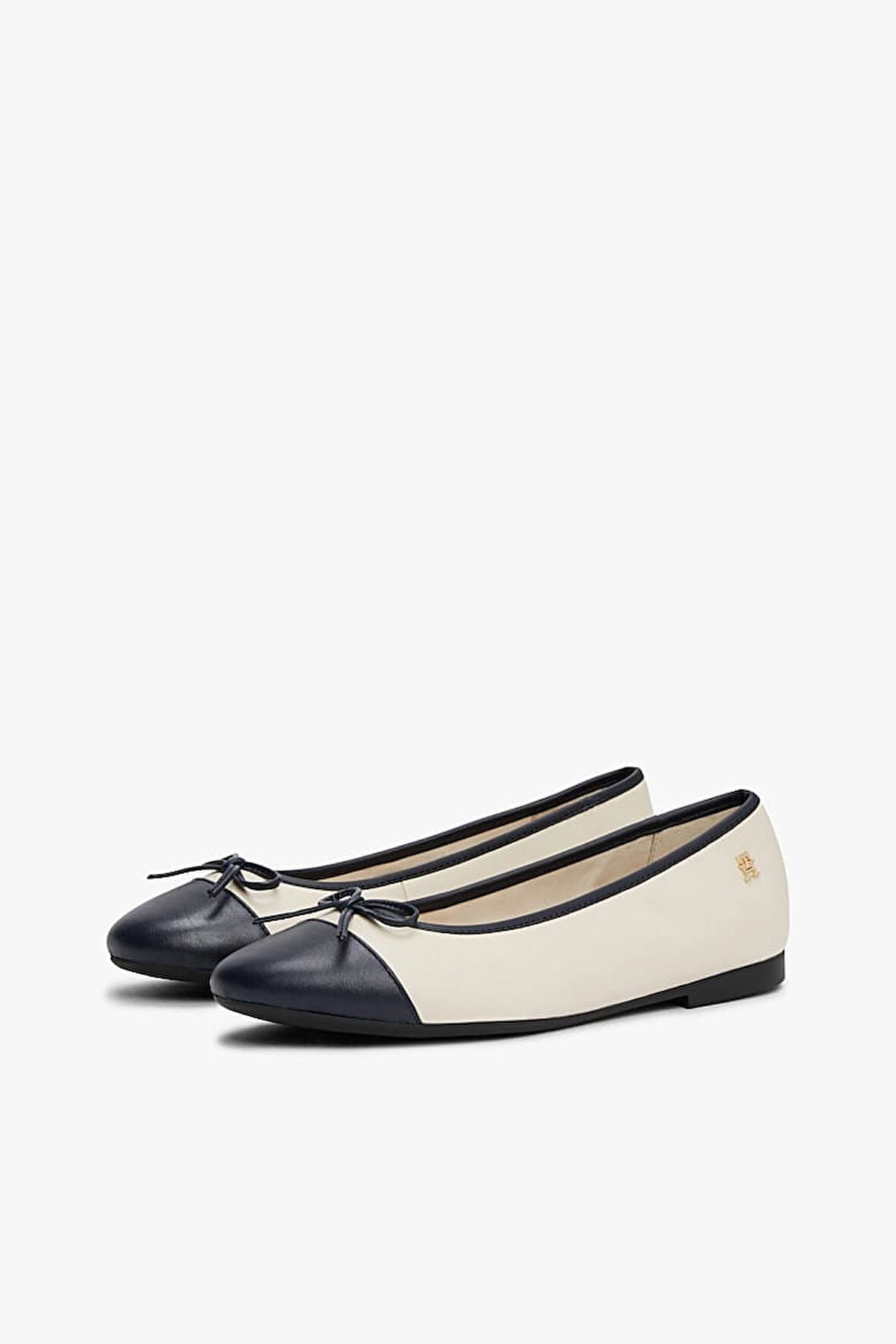 Kadın Grogren Burunlu Babet - Krem/Lacivert | 39