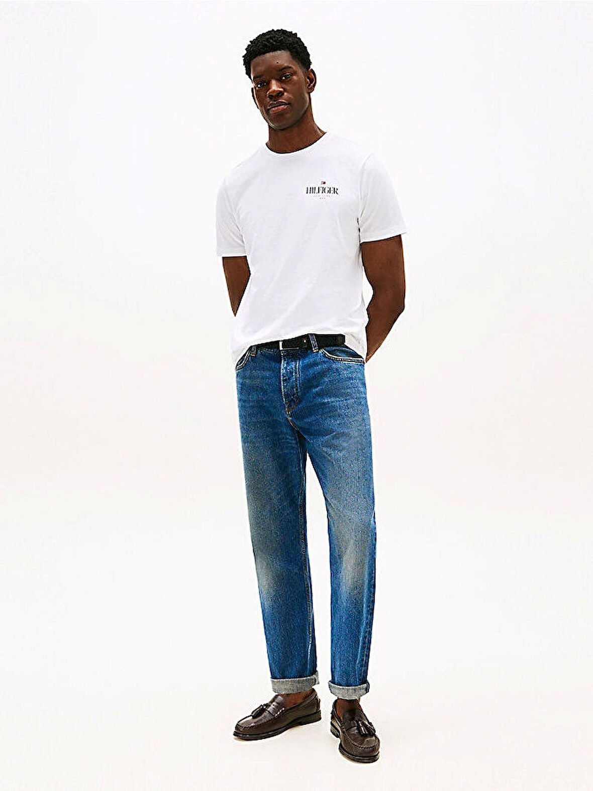 Tommy Hilfiger HILFIGER STACK TEE Erkek Beyaz T-shirt MW0MW39355YBR