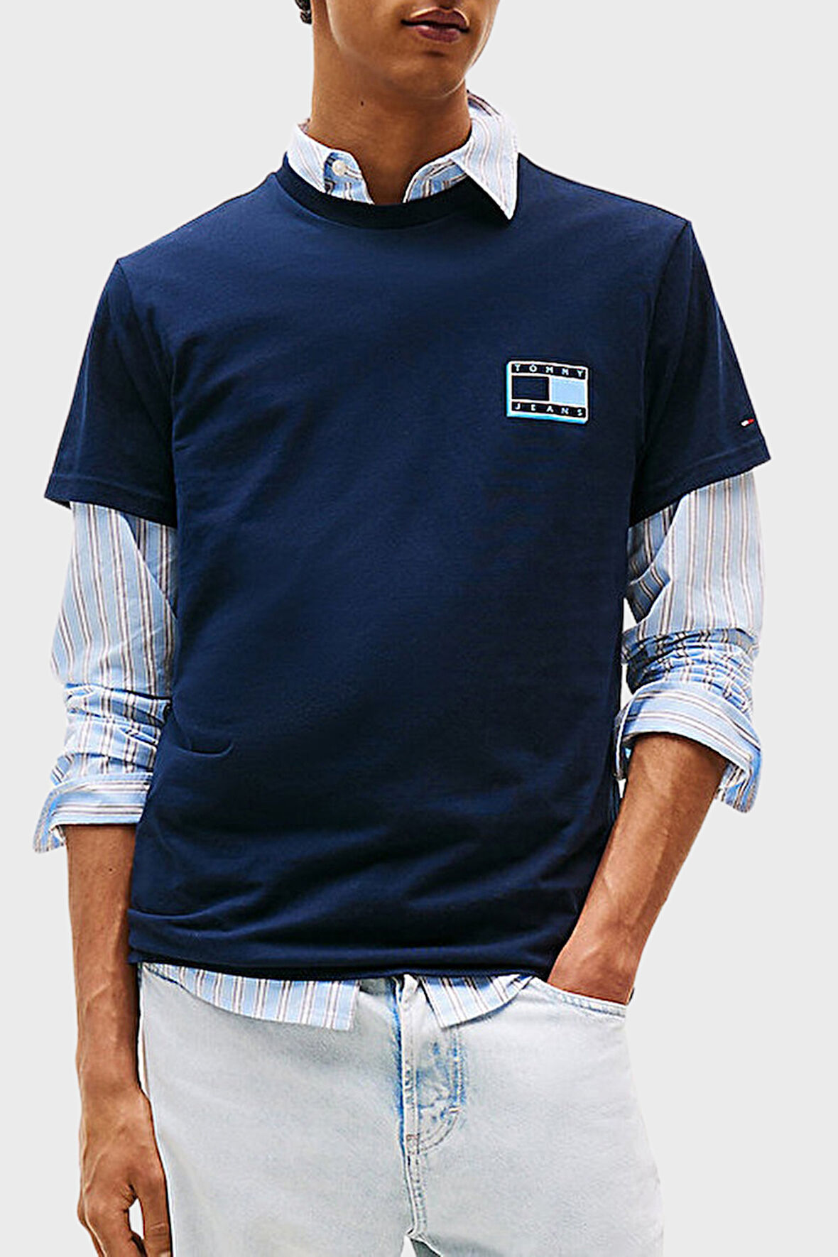 Tommy Jeans Erkek T Shirt DM0DM21577 C1G