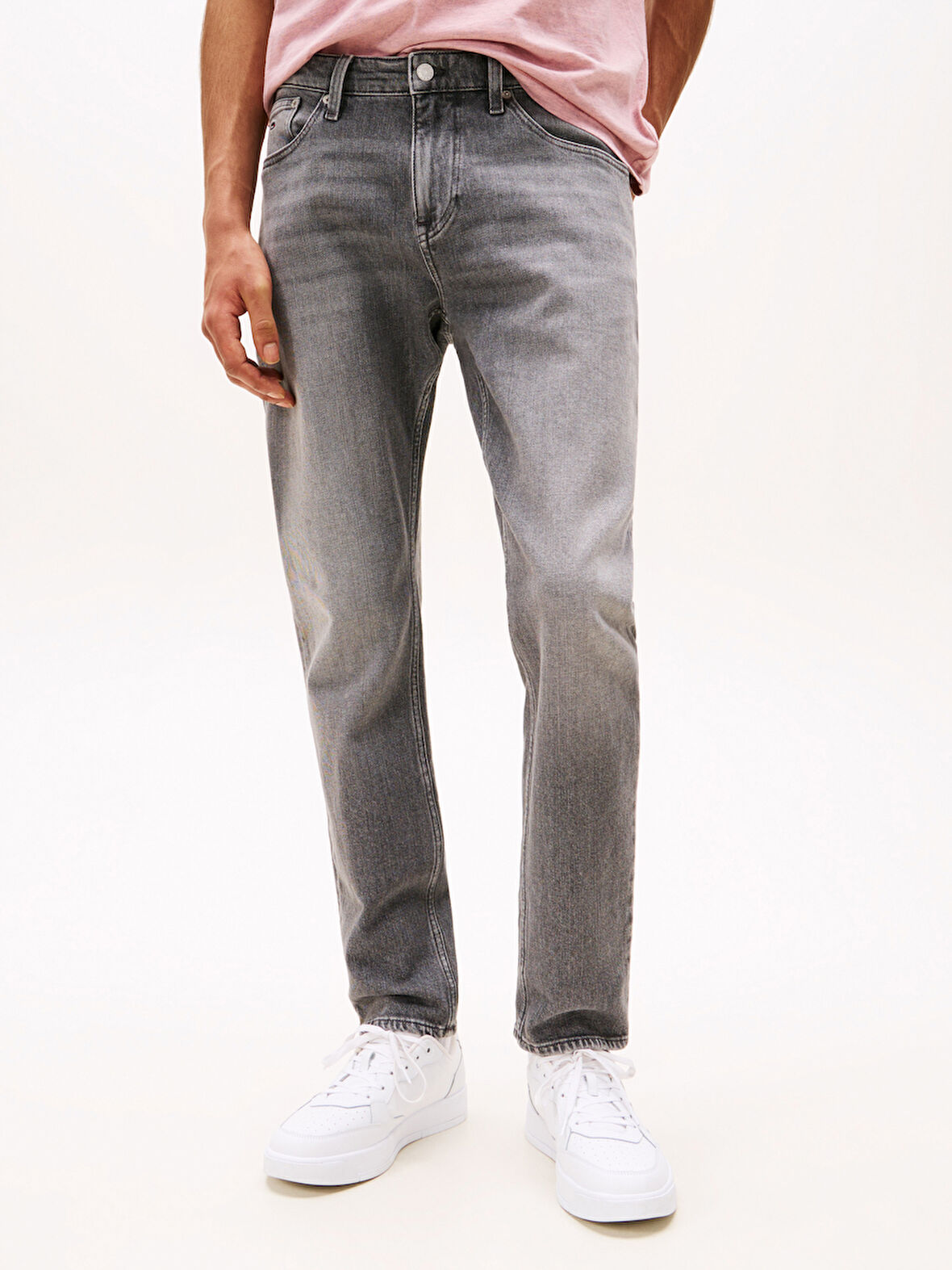 TOMMY HILFIGER Erkek Marka Logolu Çift Cep Şık Görünüşlü Günlük Kullanıma Uygun Koyu Gri Jeans DM0DM21231 1BZ