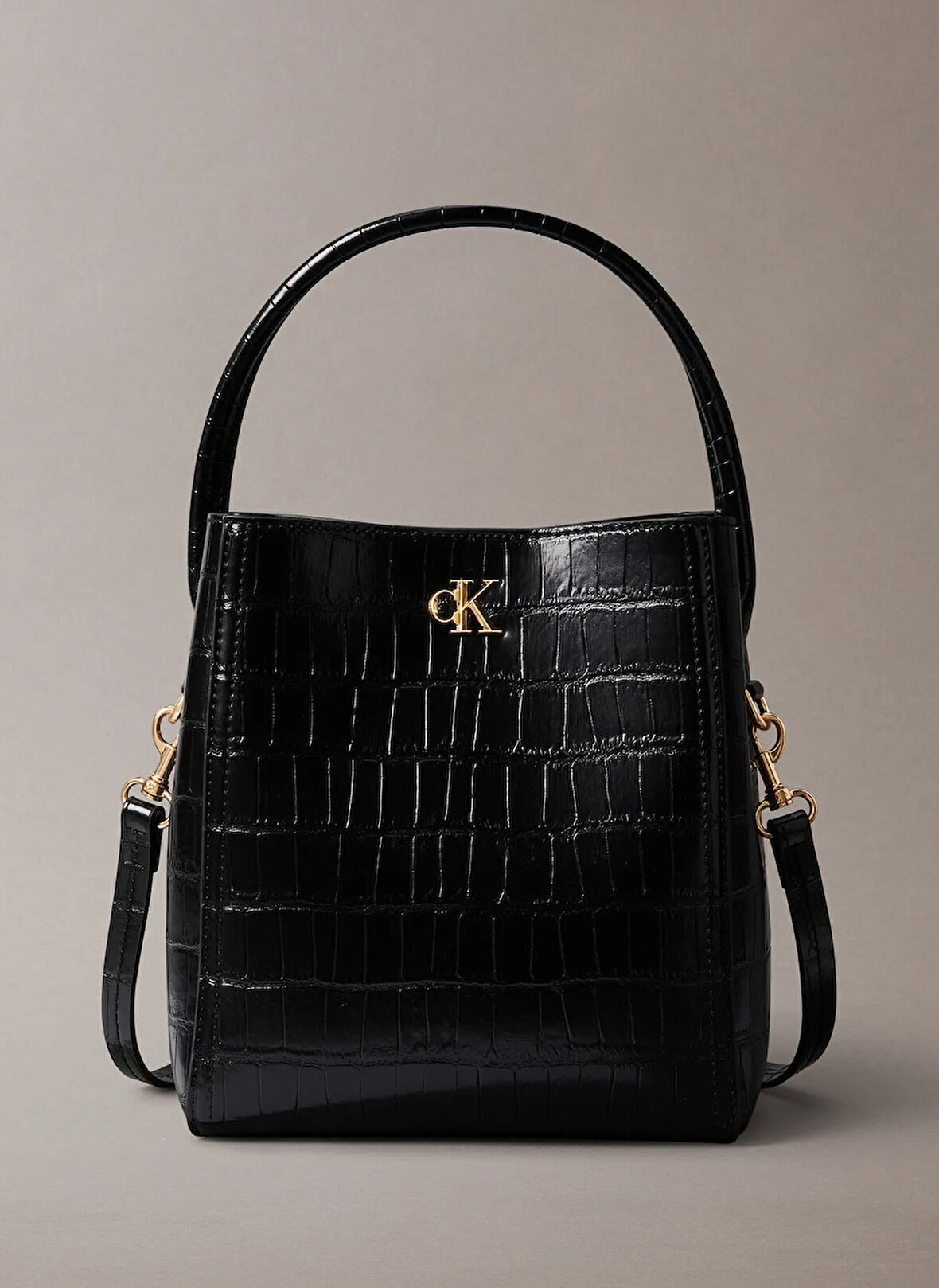 Calvin Klein Siyah Kadın Çapraz Çanta LV04F3286G