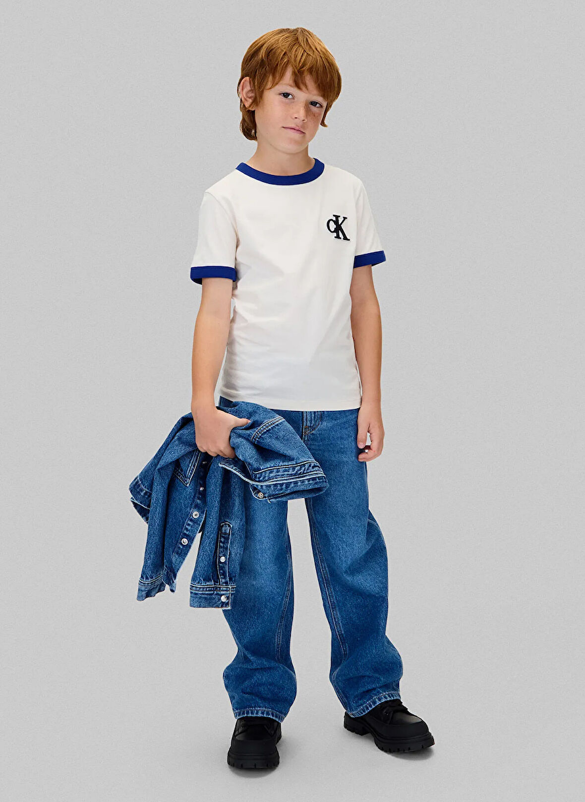 Calvin Klein Nakışlı Ekru Erkek Çocuk T-Shirt IB0IB02580PGB