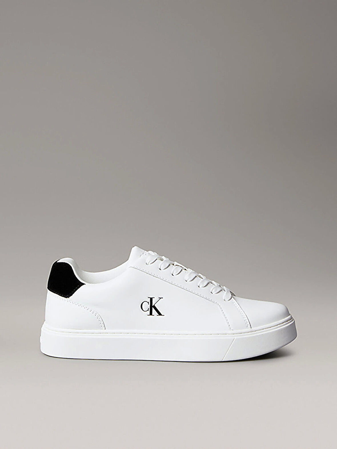Calvin Klein Jeans Klasik Düz Tabanlı Bağcıklı Deri Erkek Beyaz Sneaker YM0YM01435-01W