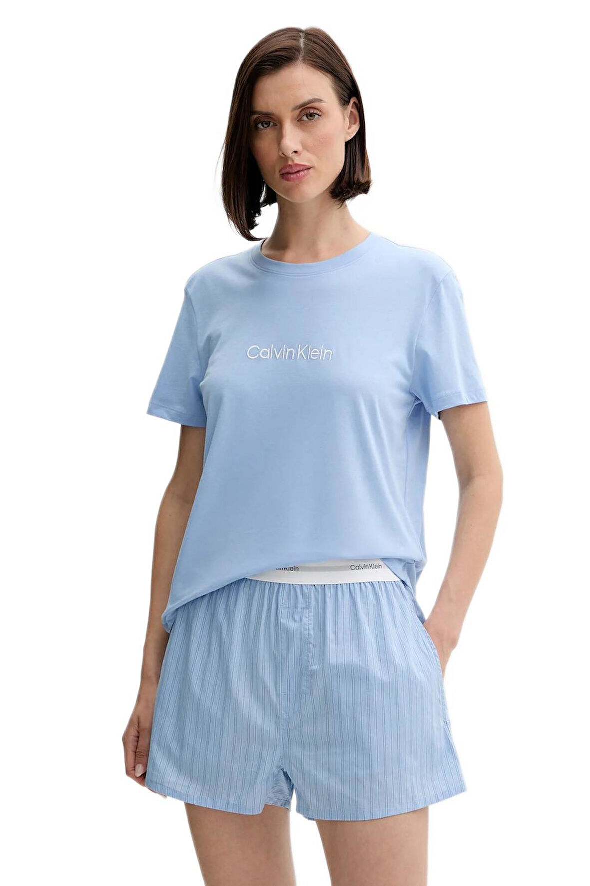 Calvin Klein Kadın Kısa Kollu Tişört ve Şort Pijama Takımı LV00QS7576