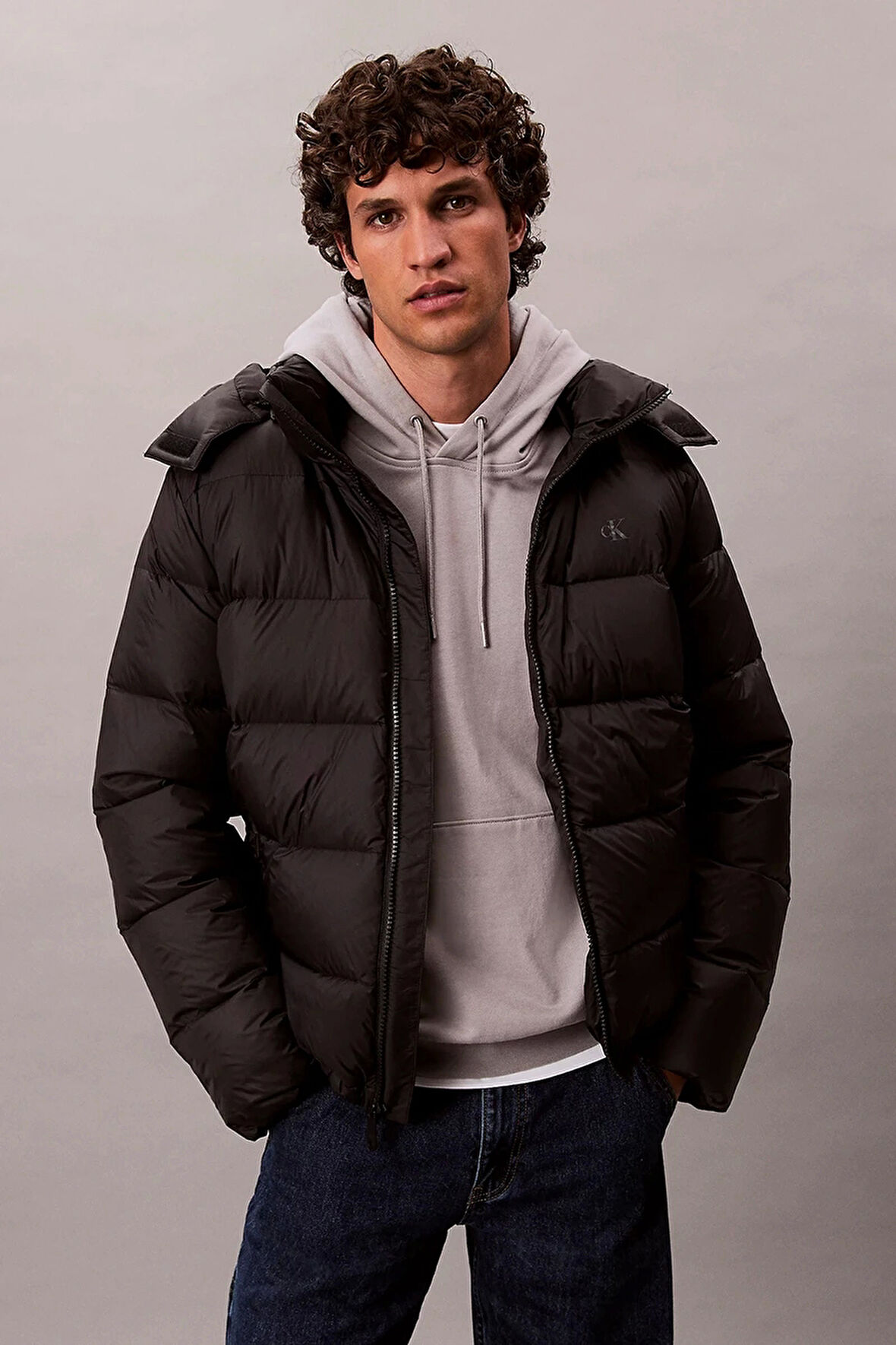 Calvin Klein Jeans Uzun Kollu Çıkarılabilir Kapüşonlu Şişme Erkek Mont LV04RC518G-UB1