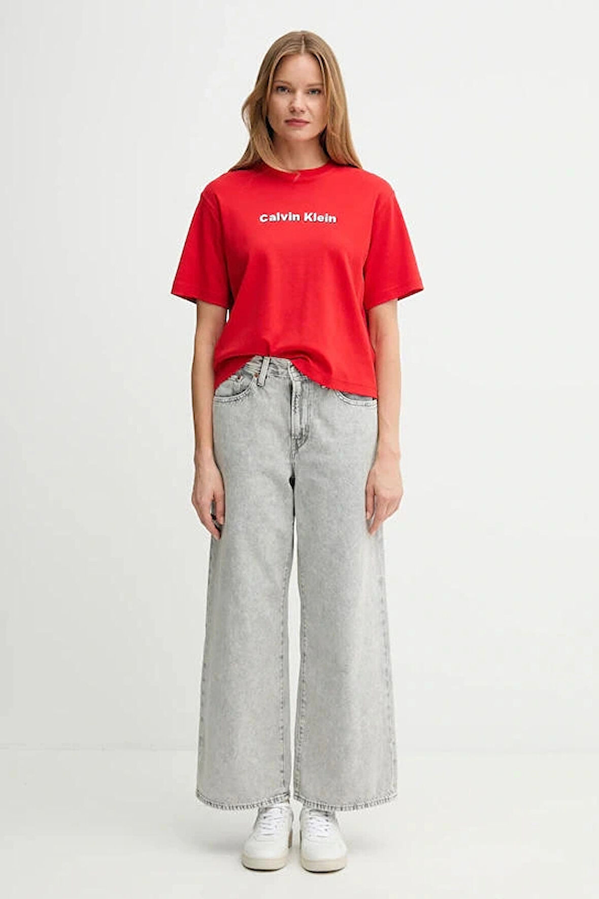 Calvin Klein Jeans Kısa Kollu 2 Renkli 3D Nakışlı Logolu Kadın T-shirt LV047D205G-VTW