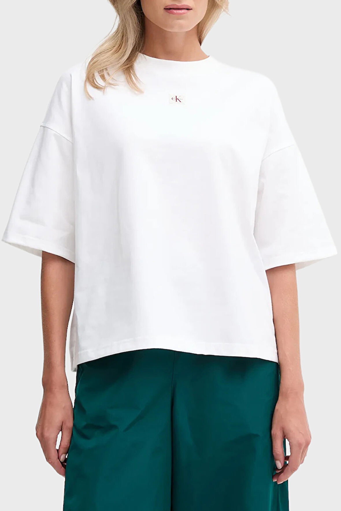 Calvin Klein Kadın T Shirt LV047D204G YAA