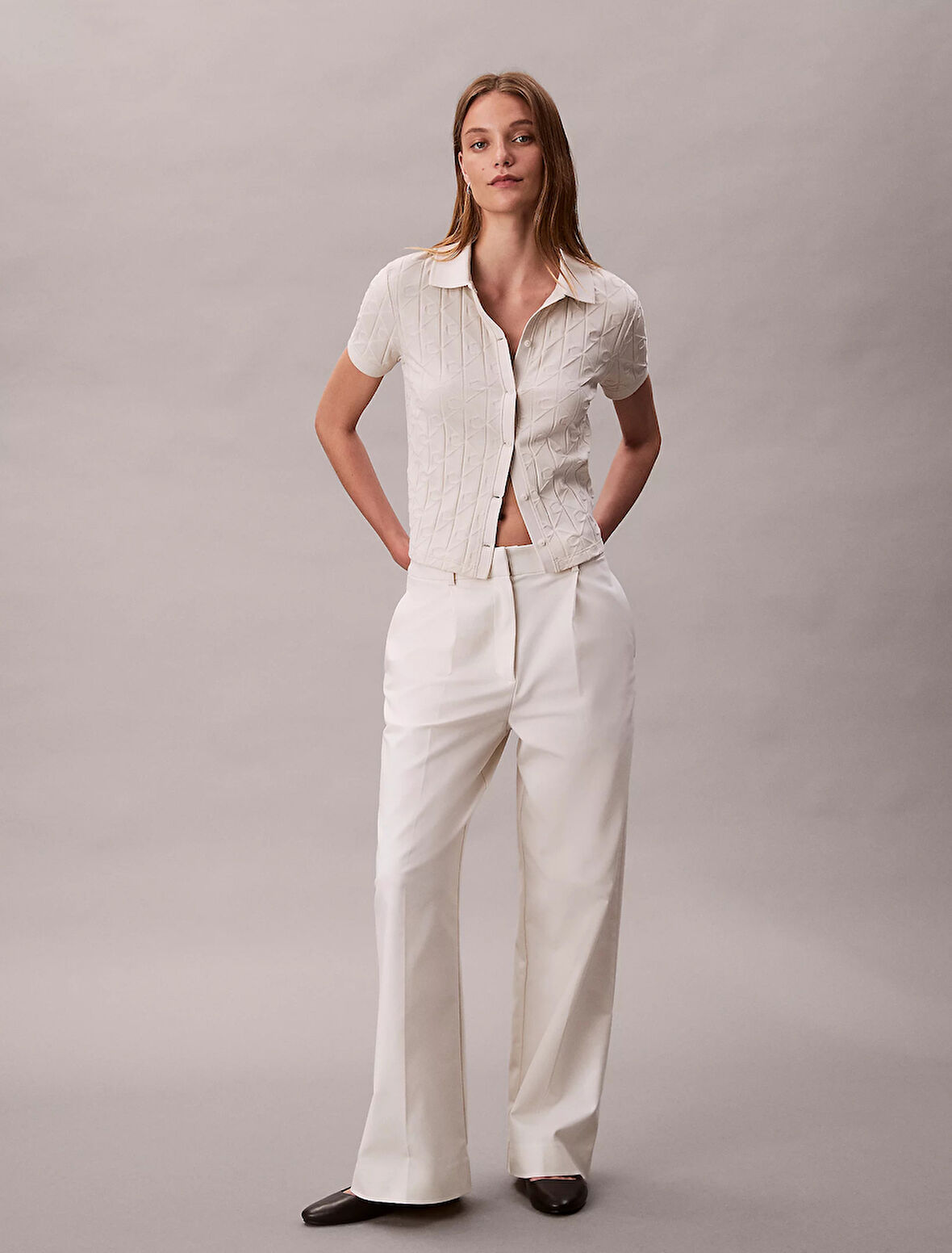 Calvin Klein Kısa Kollu Tamamı Baskılı Jakarlı Polo Kadın Beyaz T-shirt LV044D209G-67U