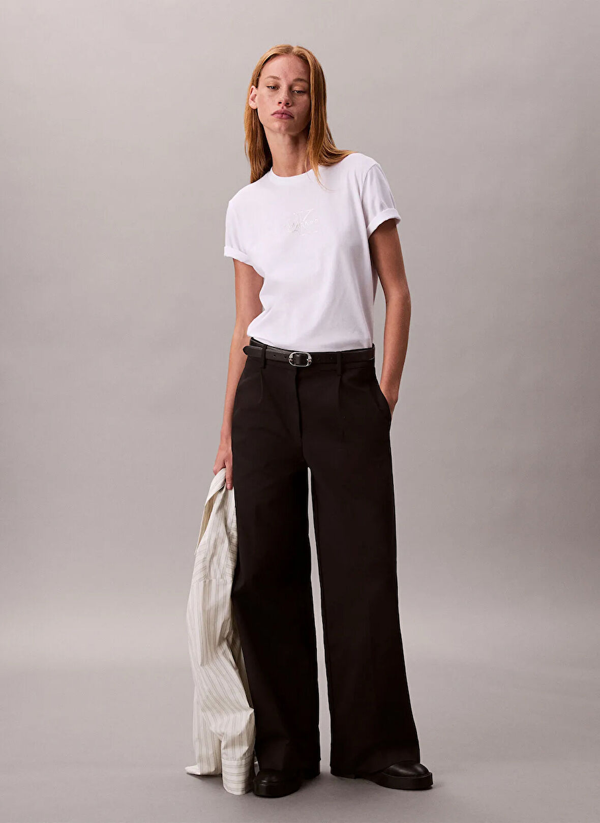 Calvin Klein Jeans Bisiklet Yaka Düz Beyaz Kadın T-Shirt LV047D873GYAA