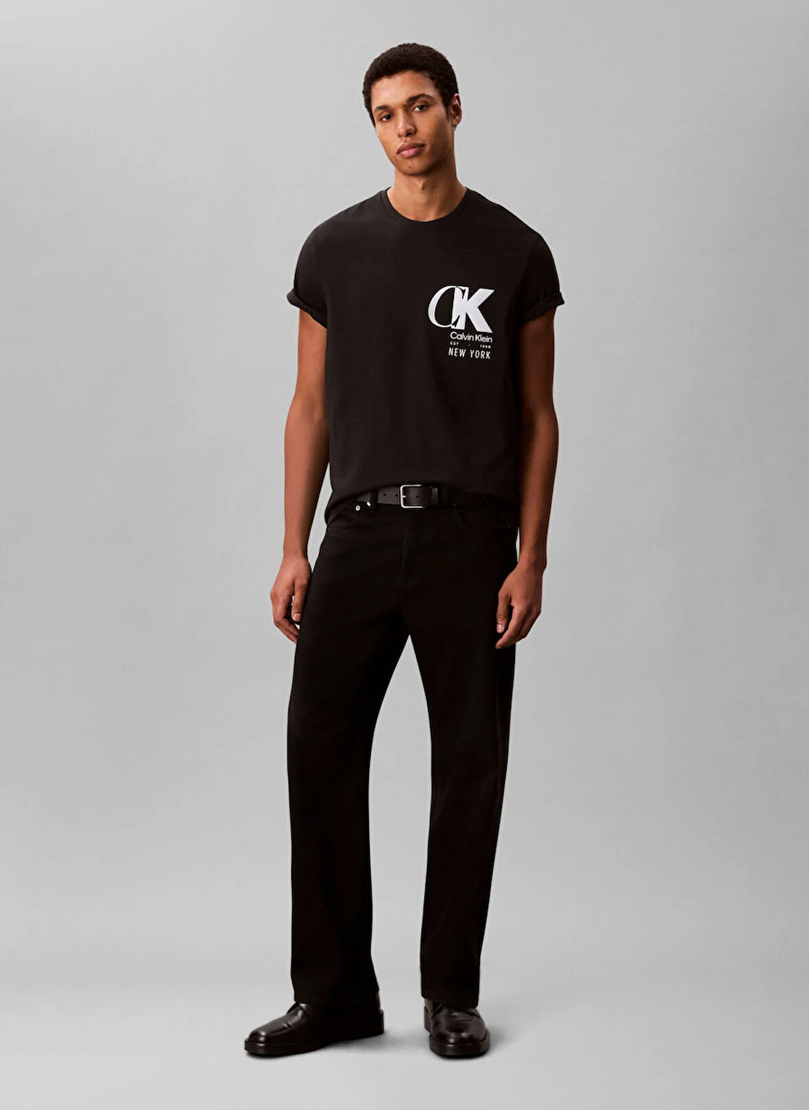 Calvin Klein Bisiklet Yaka Siyah Erkek T-Shirt LV04RD823GUB1_SS 20S EU CK OVERLAP