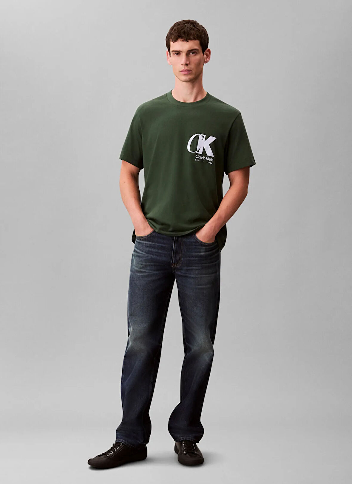 Calvin Klein Bisiklet Yaka Yeşil Erkek T-Shirt LV04RD823GLLG_SS 20S EU CK OVERLAP