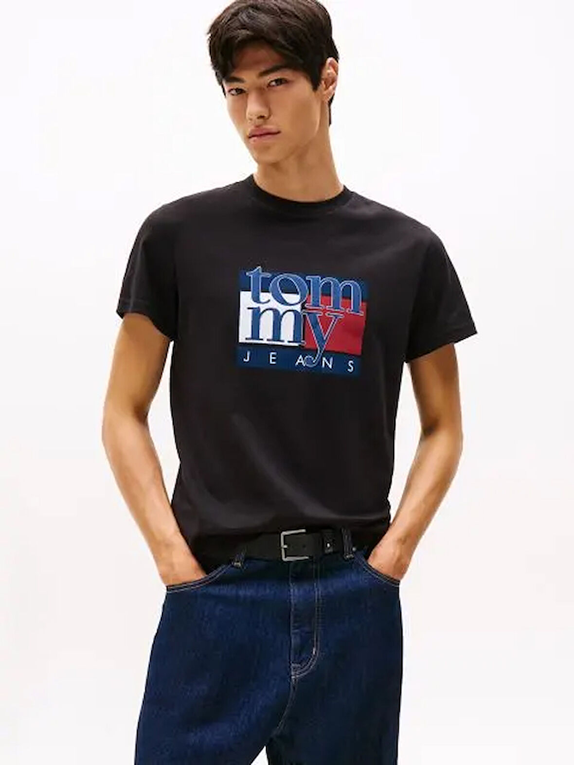 TOMMY HILFIGER Erkek Marka Logolu Organik Pamuklu Bisiklet Yakalı Günlük Kullanıma Uygun Siyah T-Shirt DM0DM21977 BDS