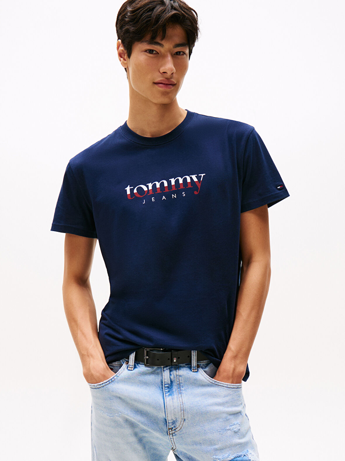 TOMMY HILFIGER Erkek Marka Logolu Bisiklet Yakalı Pamuklu Lacivert T-Shirt DM0DM21978 C1G