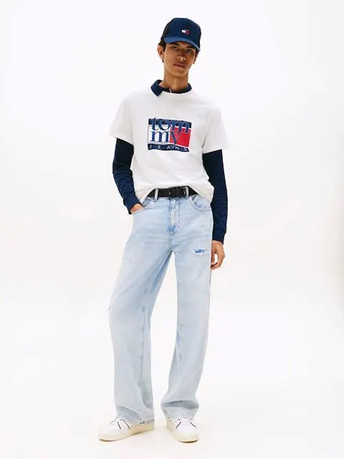 Tommy Jeans TJM Slim RWB Bayrak Desenli Erkek T-shirt DM0DM21977YBH