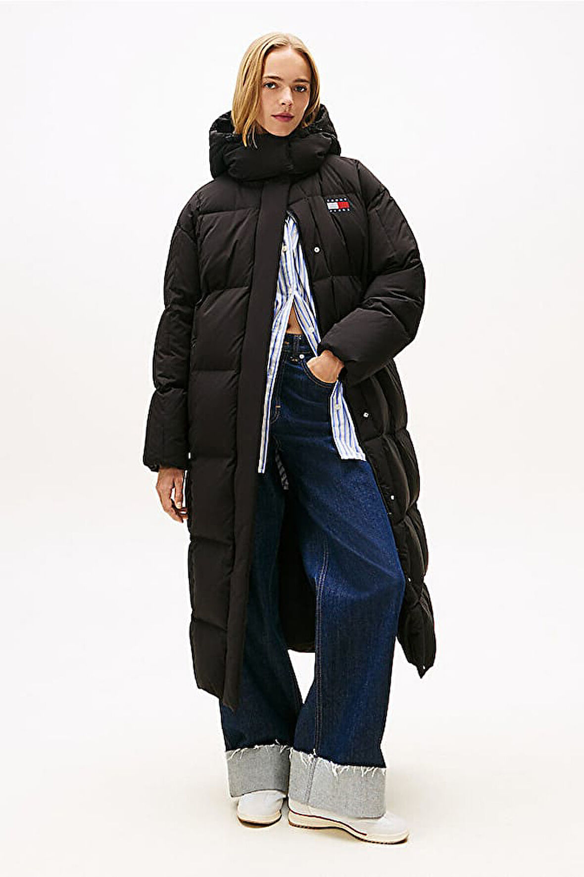 Kadın Alaska Grid Regular Fit Su İtici Kapüşonlu Dolgulu Mont - Siyah | S