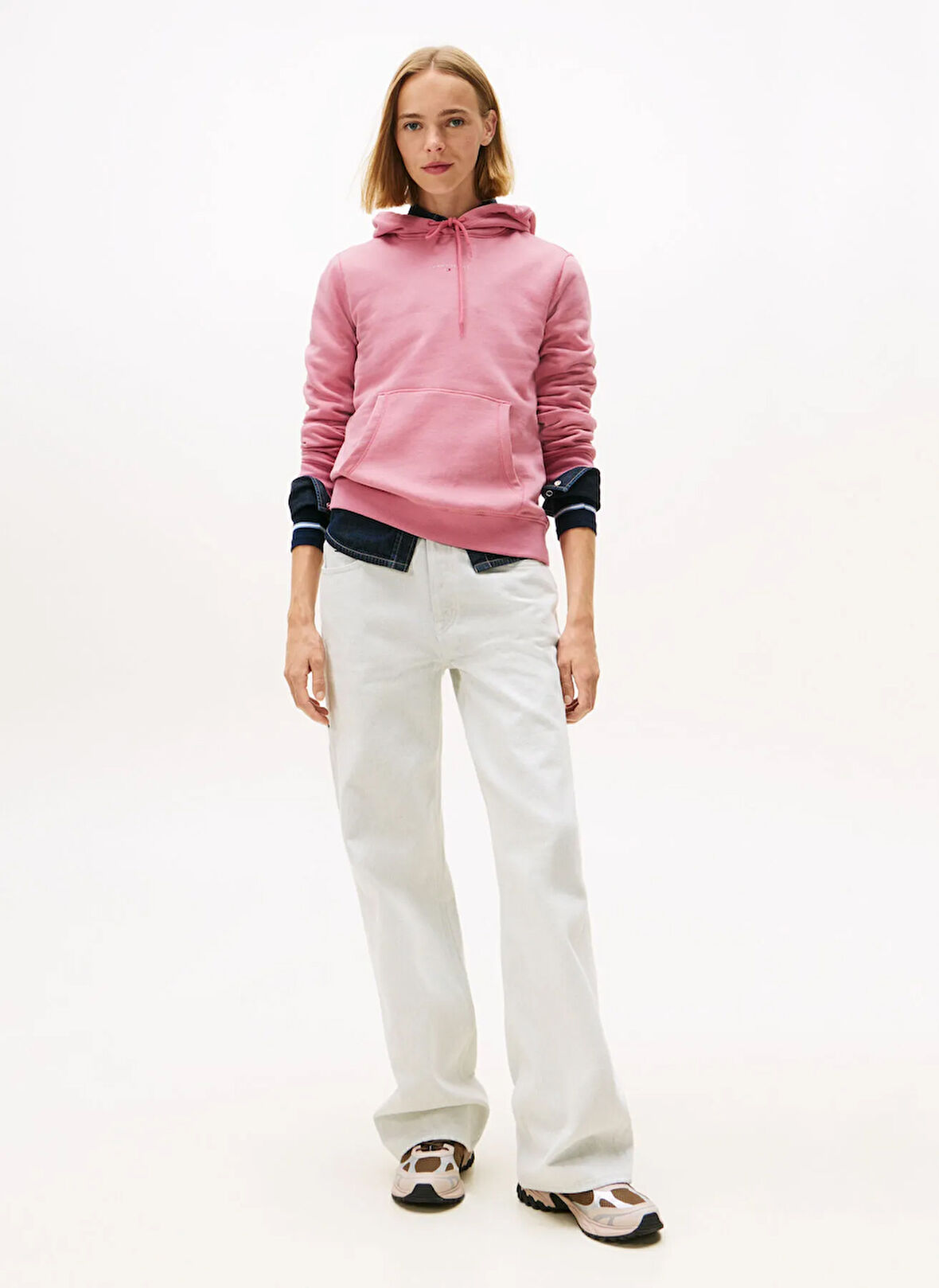 Tommy Jeans Kapüşon Yaka Düz Pembe Kadın Sweatshırt DW0DW21963THC