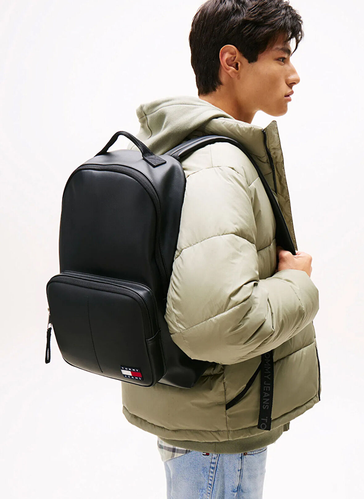 Tommy Hilfiger Siyah Erkek Sırt Çantası TJM ESS DAILY PU DOME BACKPACK