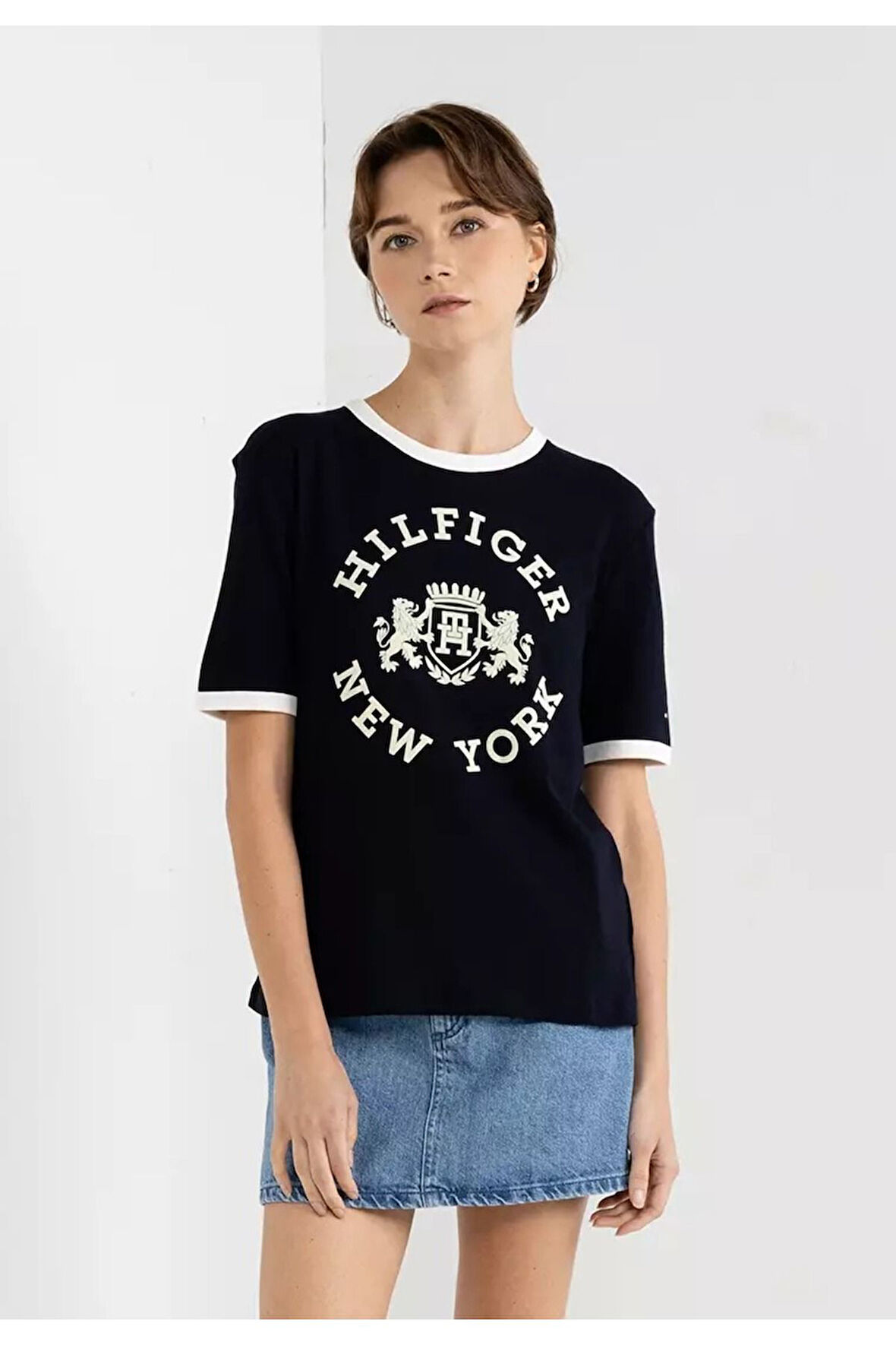 Varsity Floklu Logolu Tişört