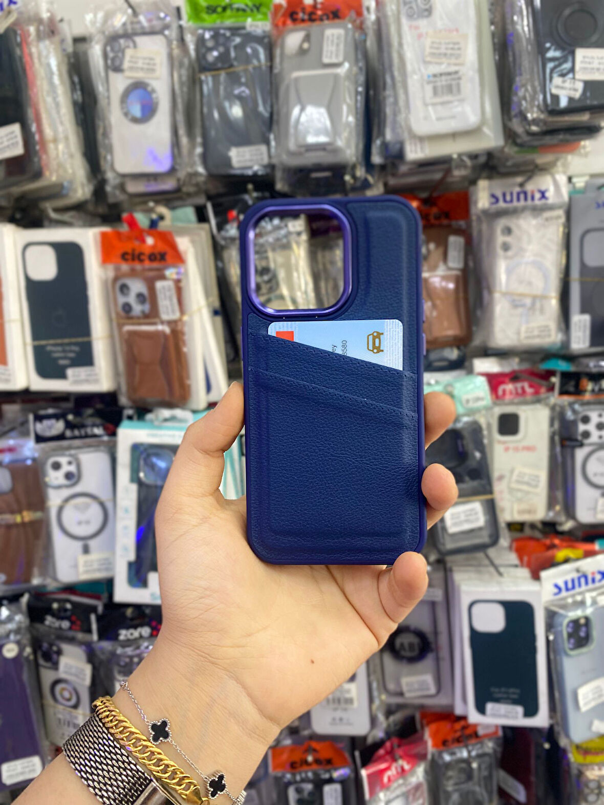 İPHONE 14 PRO UYUMLU DERİ İÇİ KADİFE KARTVİZİTLİK KILIF MAVİ LACİVERT