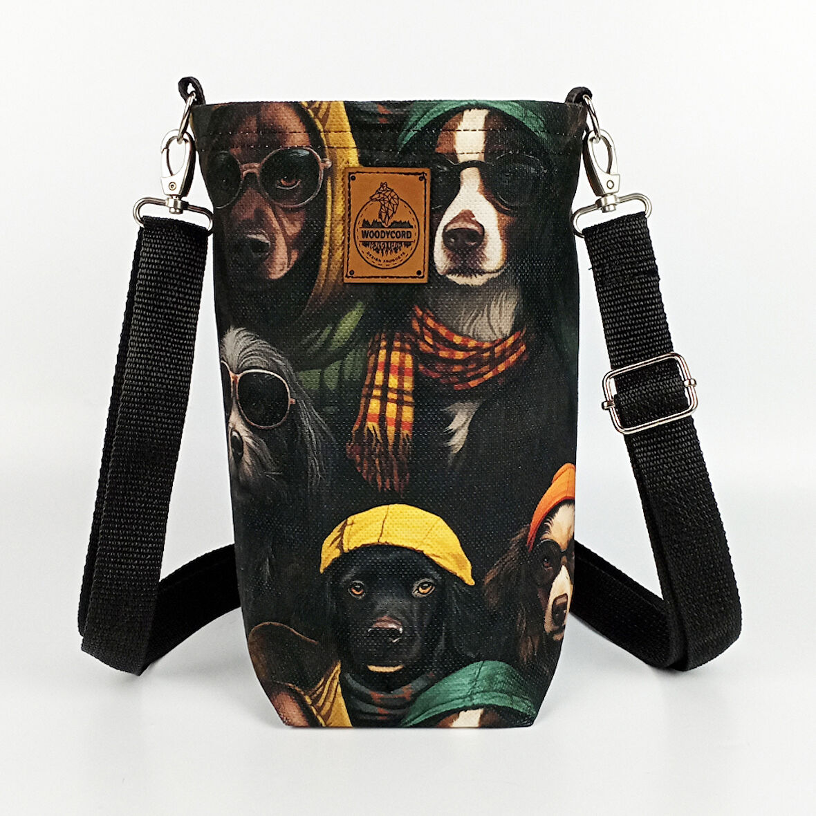 Sevimli Dostlarla Su Molası: Woodycord 2 Litrelik Köpek Figürlü Matara Termos Kılıfı