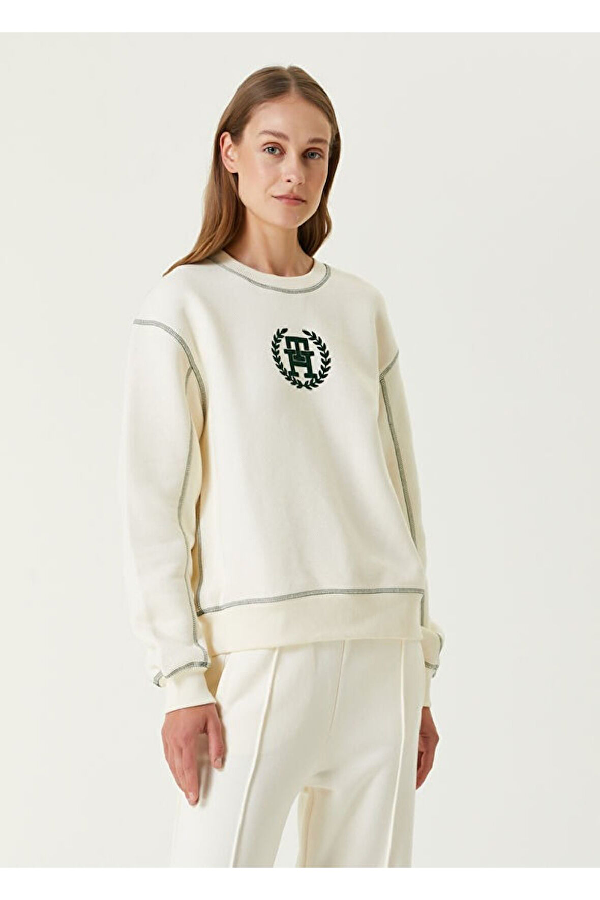Bisiklet Yaka Logo Baskılı Dikiş Detay Sweatshirt