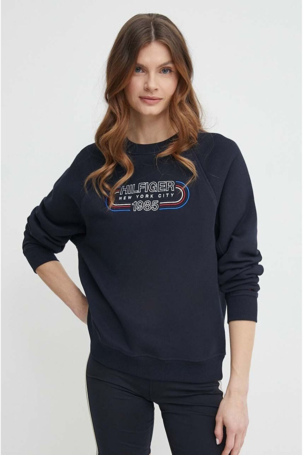 Nakış Aplike Logo Sweatshirt
