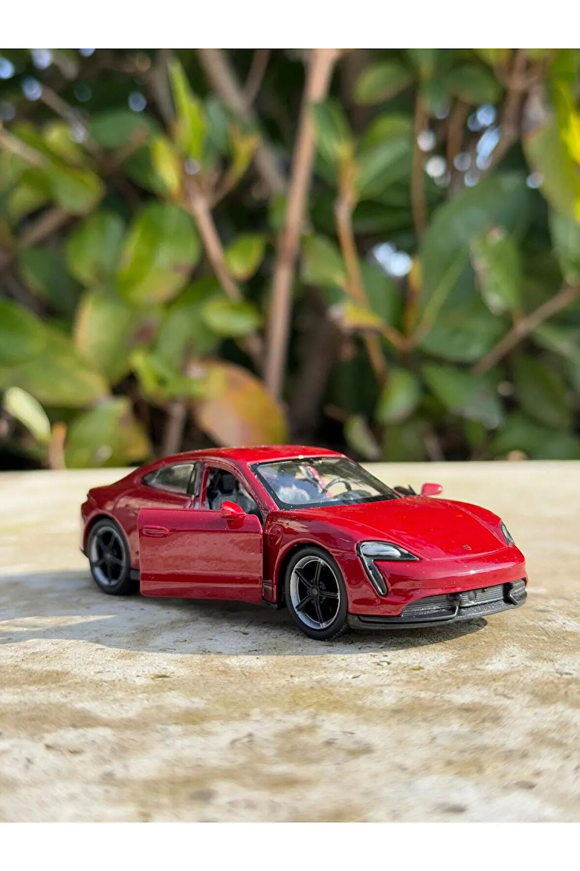 Porsche Taycan Turbo S Koleksiyon Metal Araba 12cm Lüks Araba Kırmızı Oyuncak Araba Model Araba
