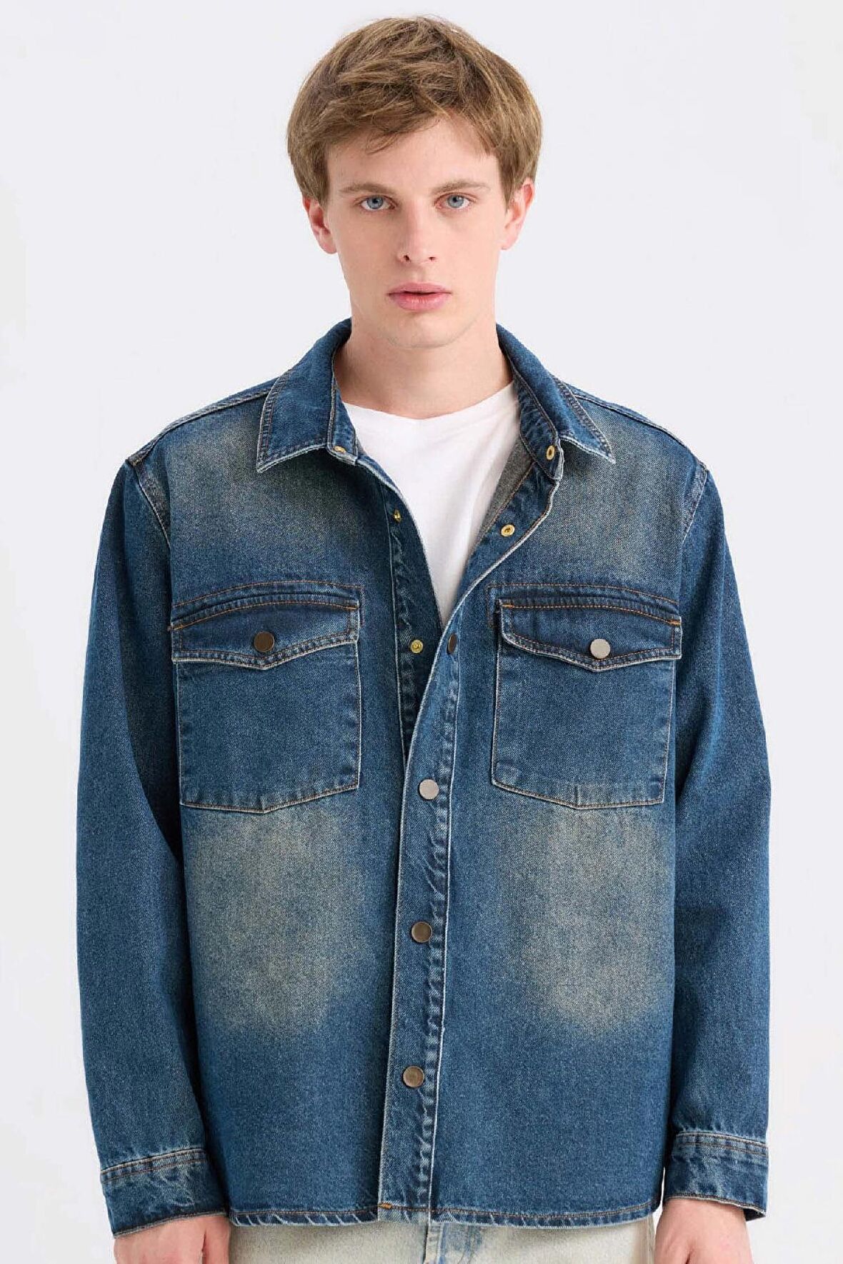DeFacto Relax Fit Uzun Kollu Cepli Jean Gömlek Ceket D0448AX24AUNM34