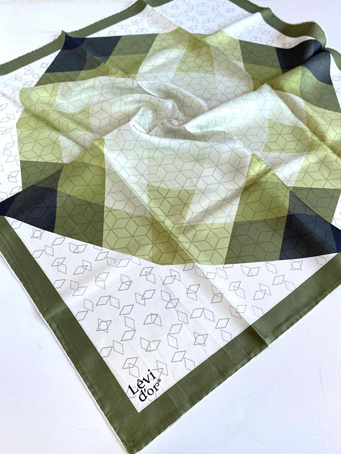 Levidor Tivil İpek Eşarp 46986 Yeşil Karışık Desen