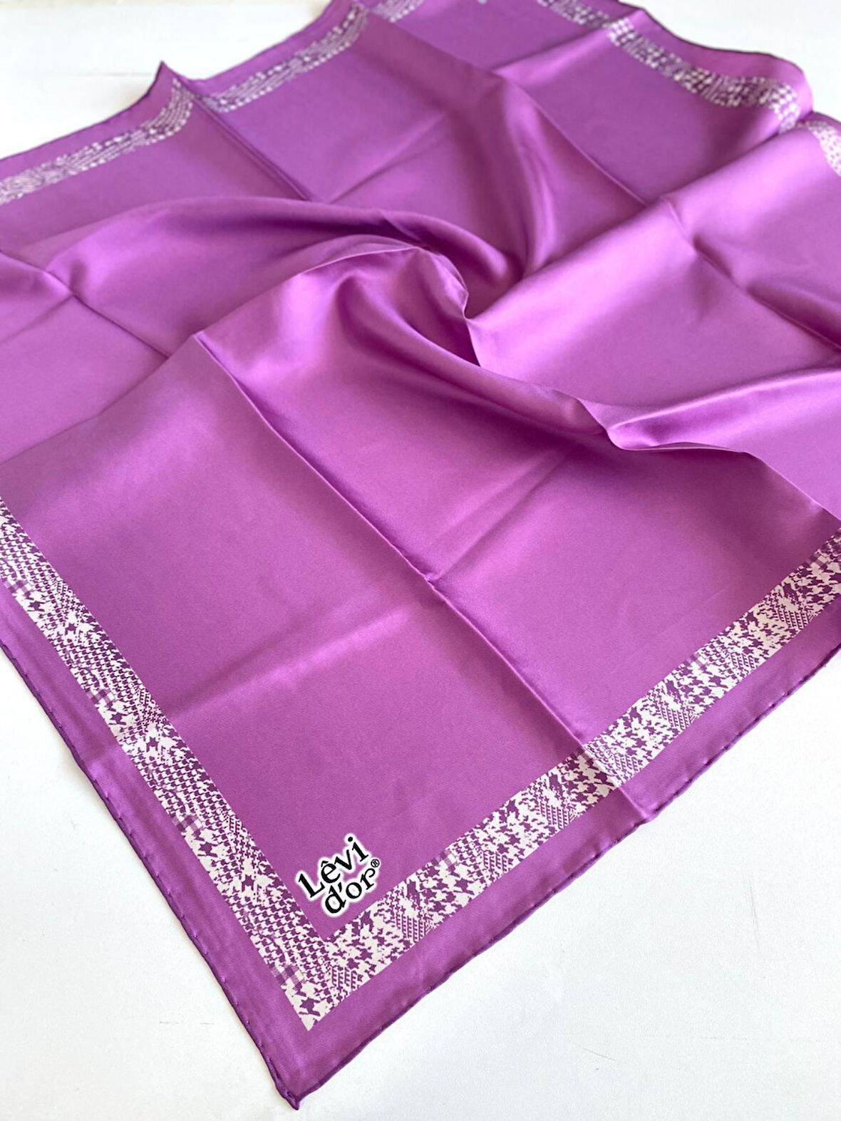 Levidor Tivil İpek Eşarp 46903 Pembe Karışık Desen