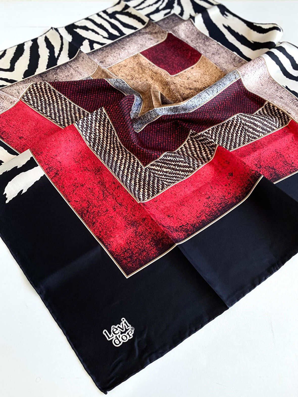 Levidor Tivil İpek Eşarp 46969 Siyah Karışık Desen